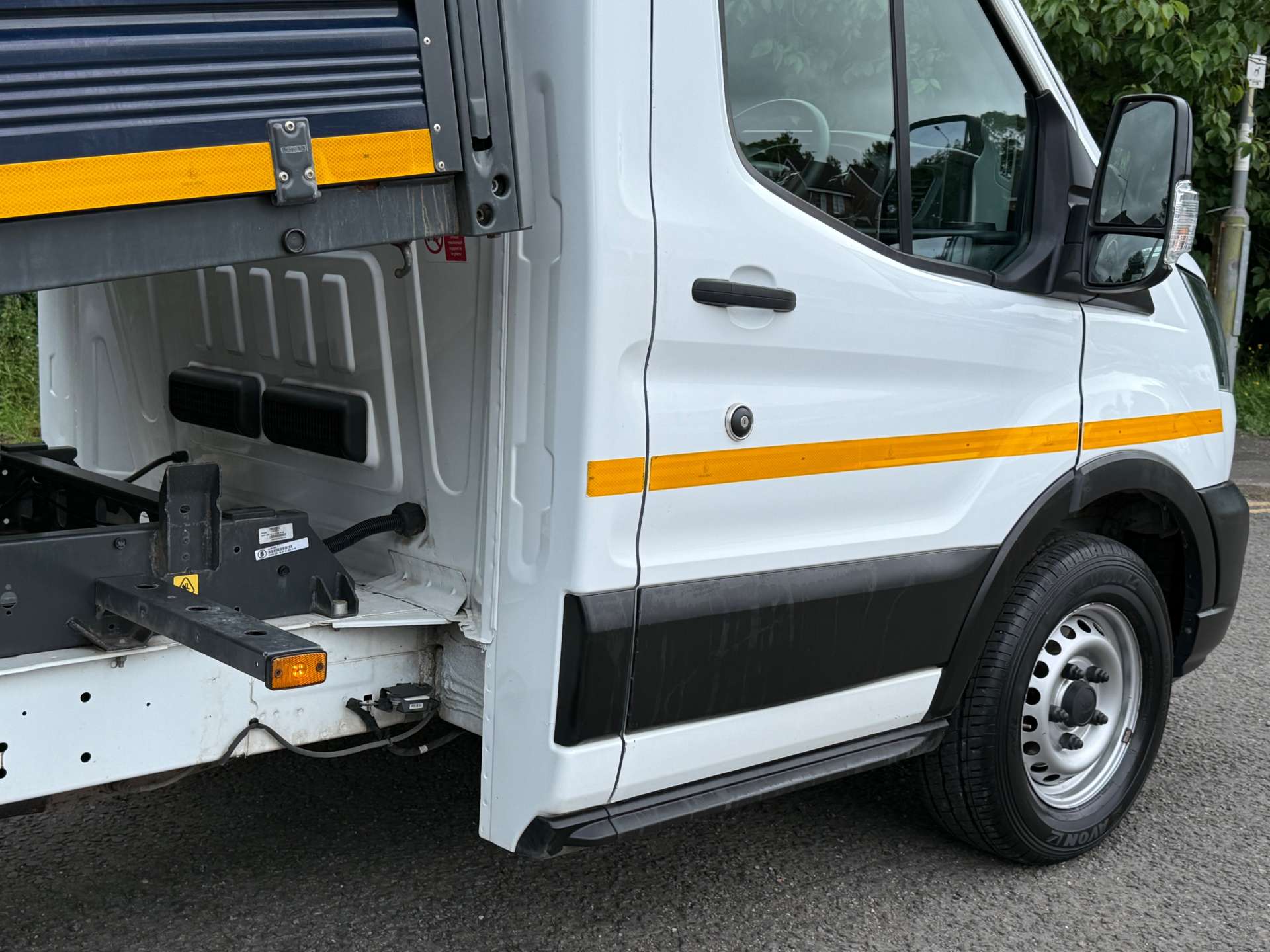 FORD TRANSIT 350 Caged Tipper With Rear Taillift #8