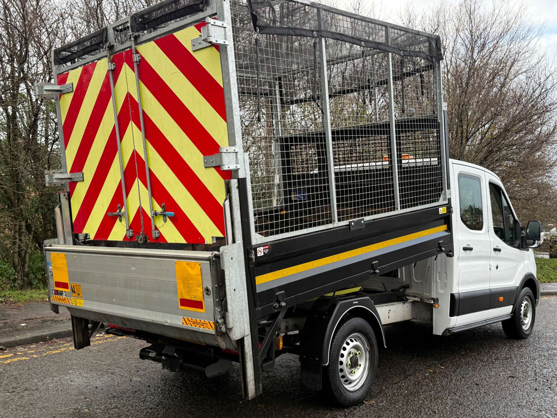 FORD TRANSIT 350 Caged Crewcab Tipper & Taillift #2