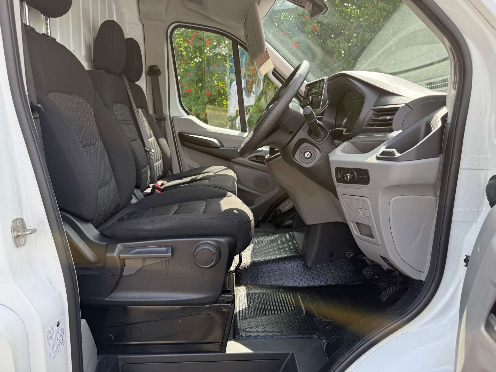 MAXUS DELIVER 9 LWB (Choice) #6