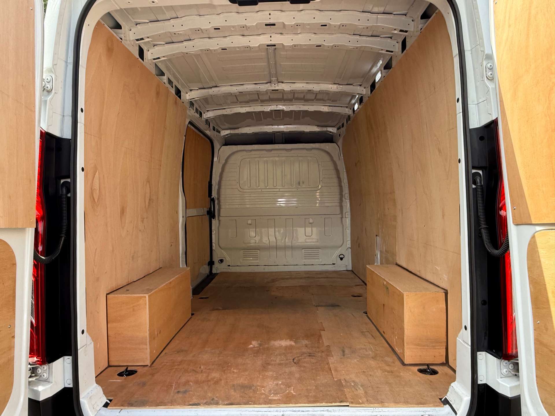MAXUS DELIVER 9 LWB (Choice) #10