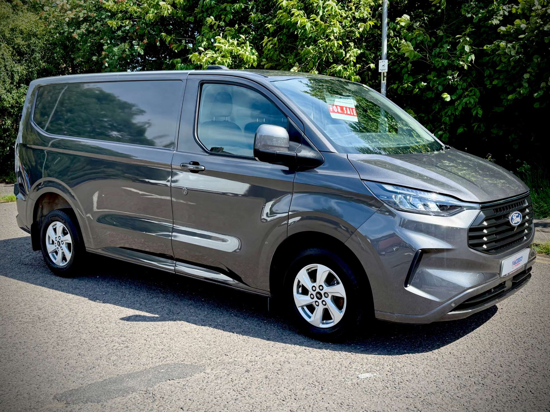 FORD TRANSIT CUSTOM 300 Limited 2.0 EcoBlue L1H1 #0