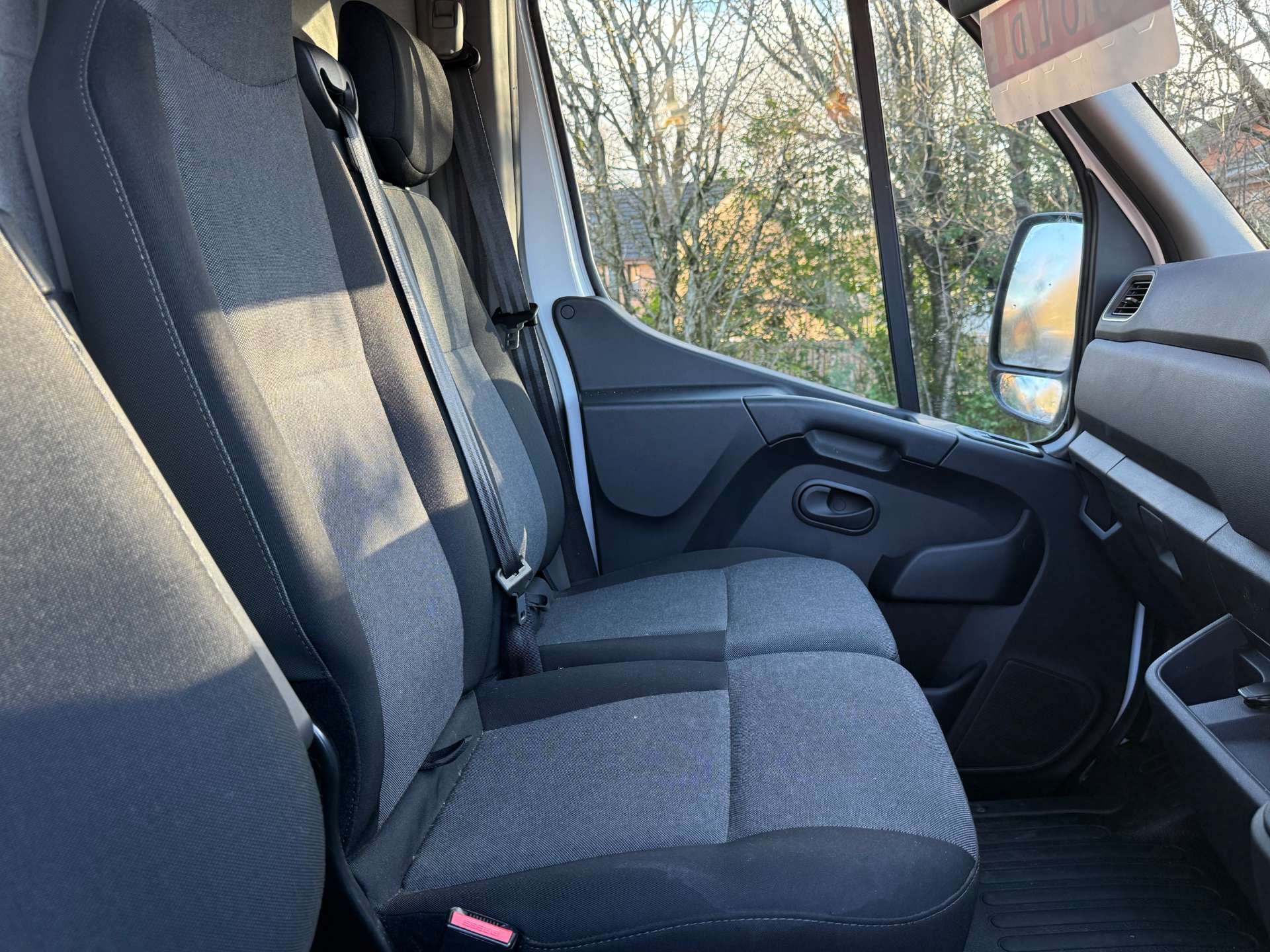 RENAULT MASTER MM35 Business+ Blue DCi 150 (L2H2 / MWB) #18