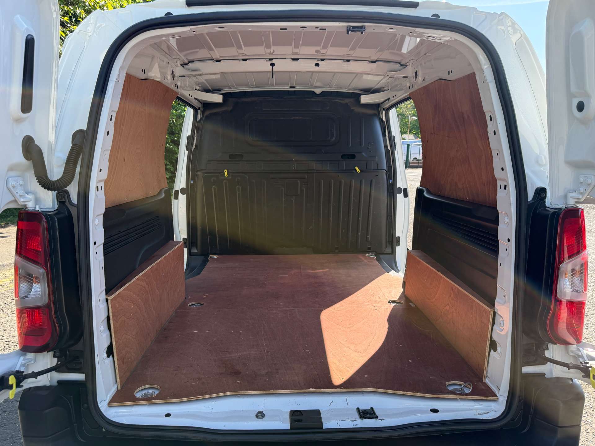 PEUGEOT PARTNER 1.5 Premium L2 BlueHDi 6 door #10