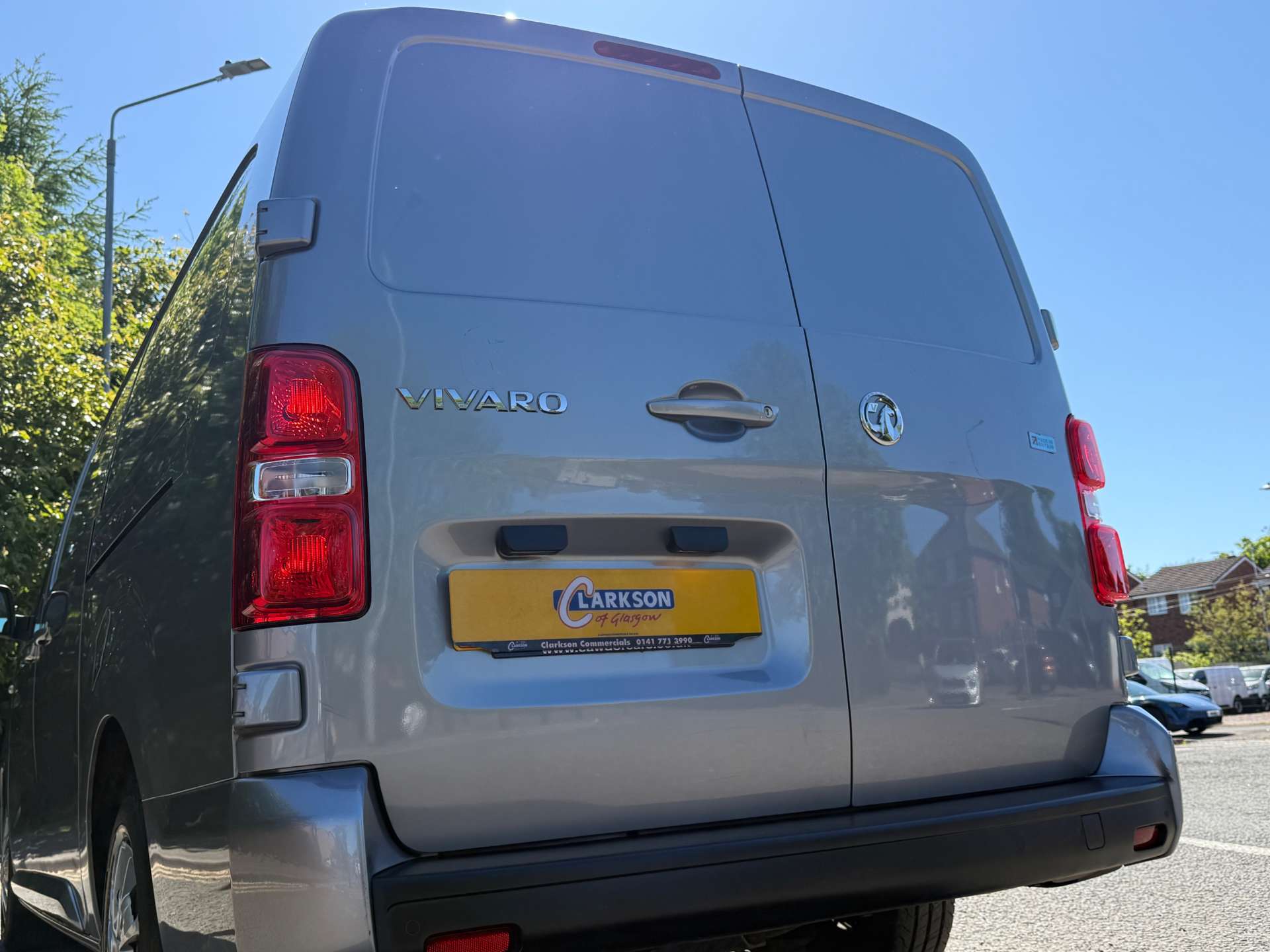 VAUXHALL VIVARO F3100 Sportive L2 #9