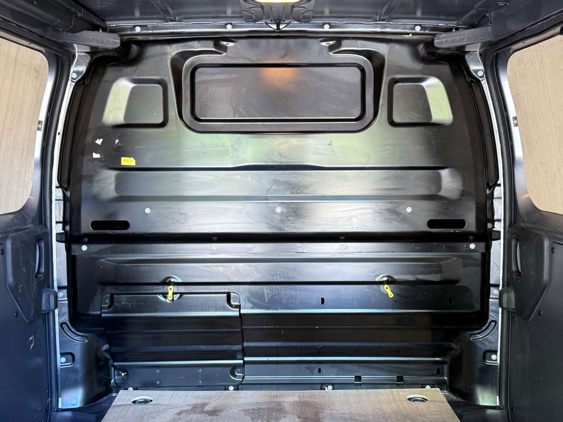 VAUXHALL VIVARO F3100 Sportive L2 #11