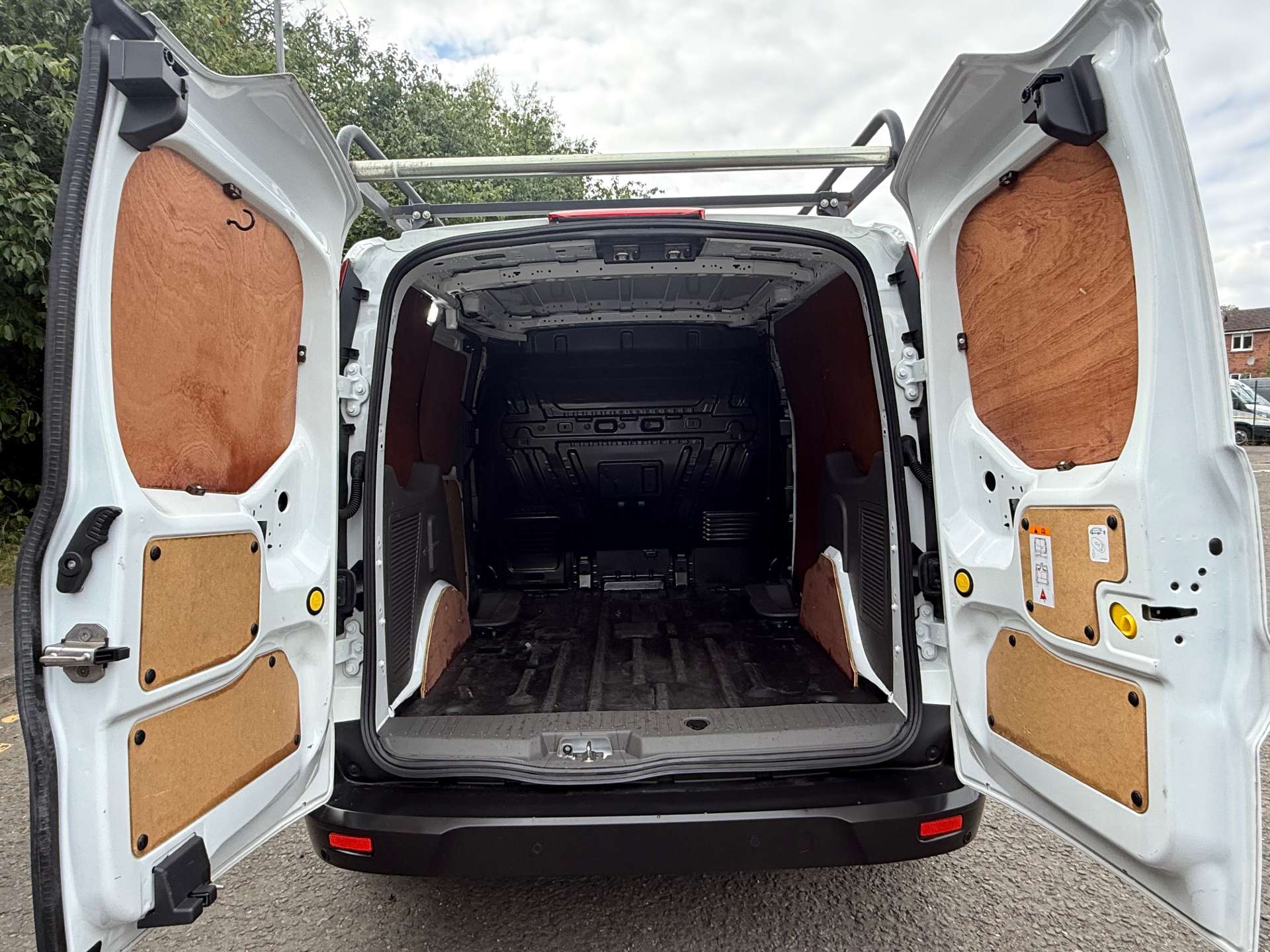 FORD TRANSIT CONNECT 200 Limited TDCi #5