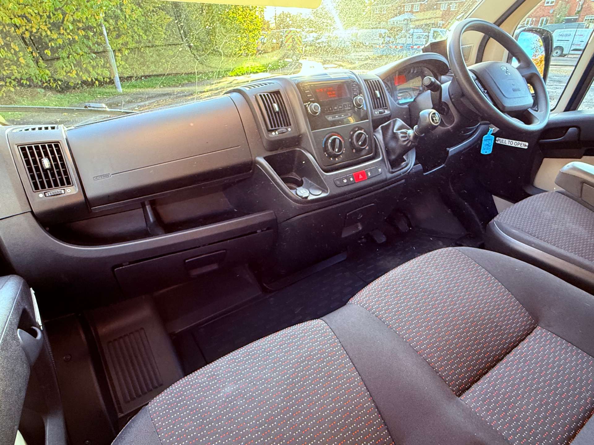 PEUGEOT BOXER 440 L4H2 BLUE HDi 17 Seat Bus #7