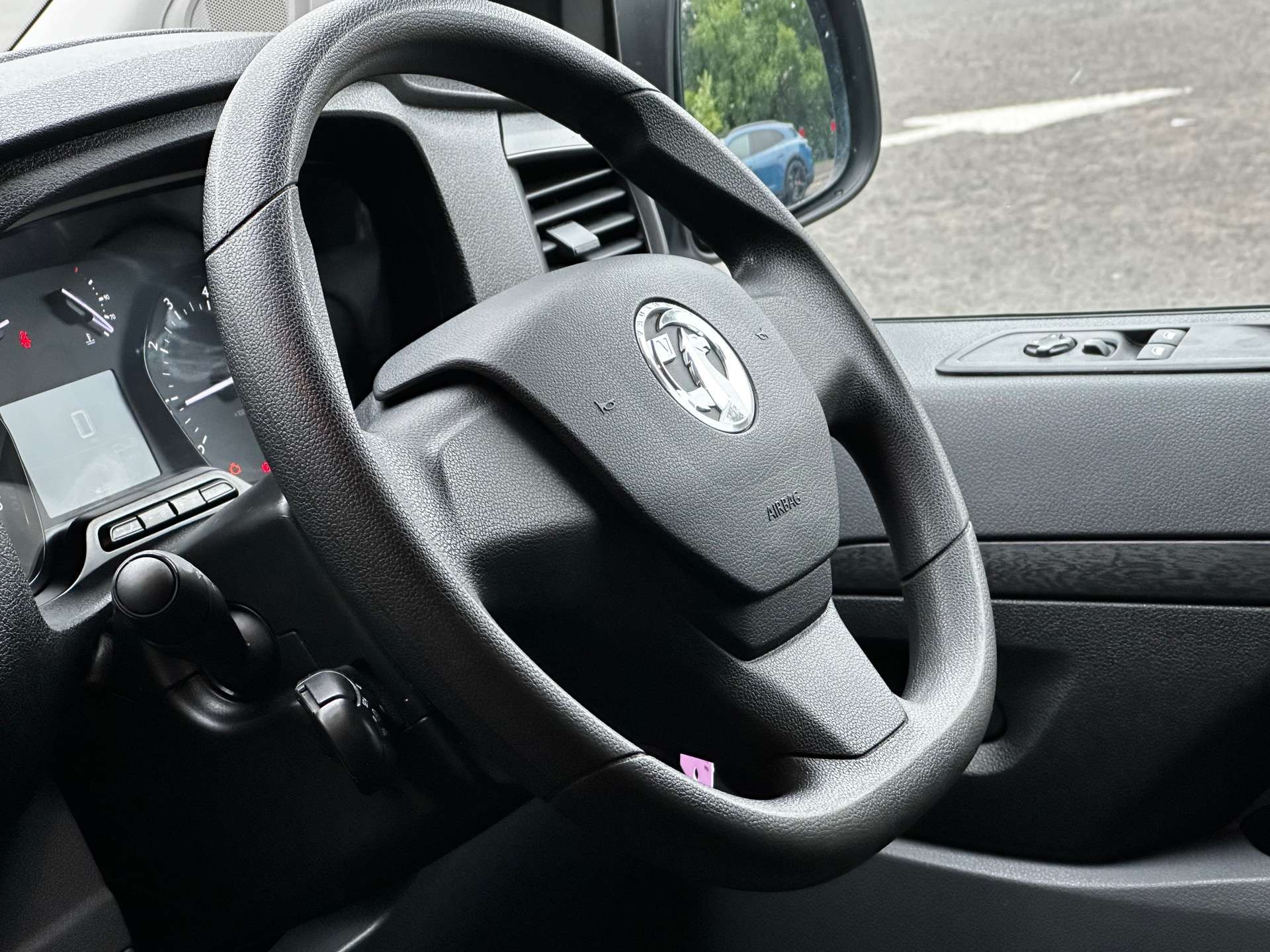 VAUXHALL VIVARO 2900 Dynamic L2 (Choice) #8
