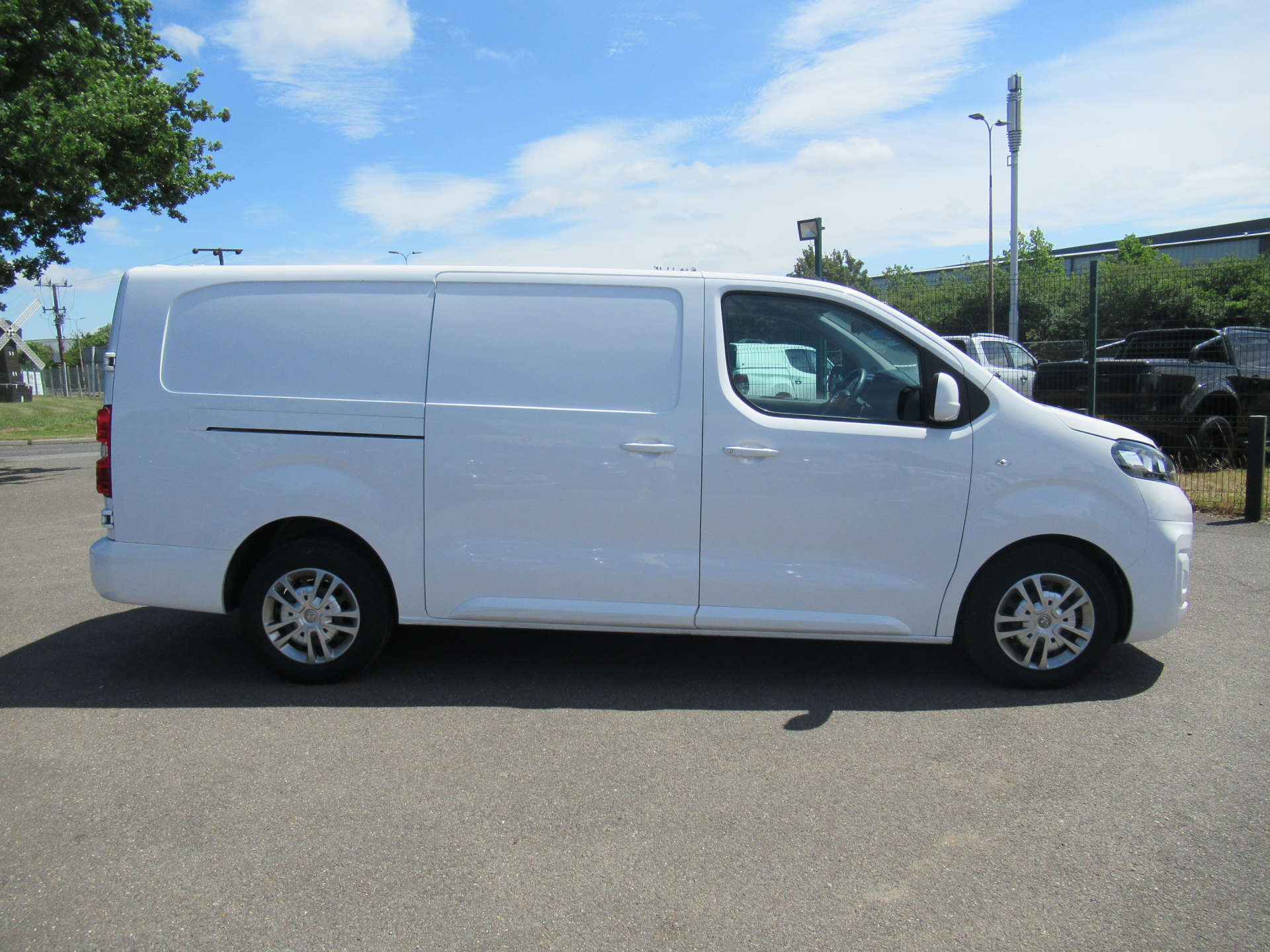 VAUXHALL VIVARO 1.5 Vivaro 2900 Sportive S/S #10