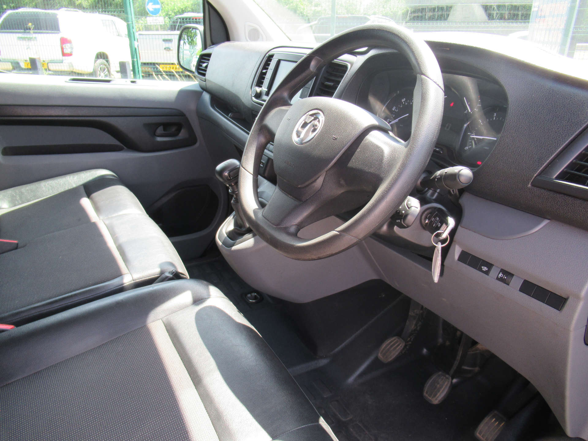 VAUXHALL VIVARO 1.5 Vivaro 2900 Sportive S/S #11