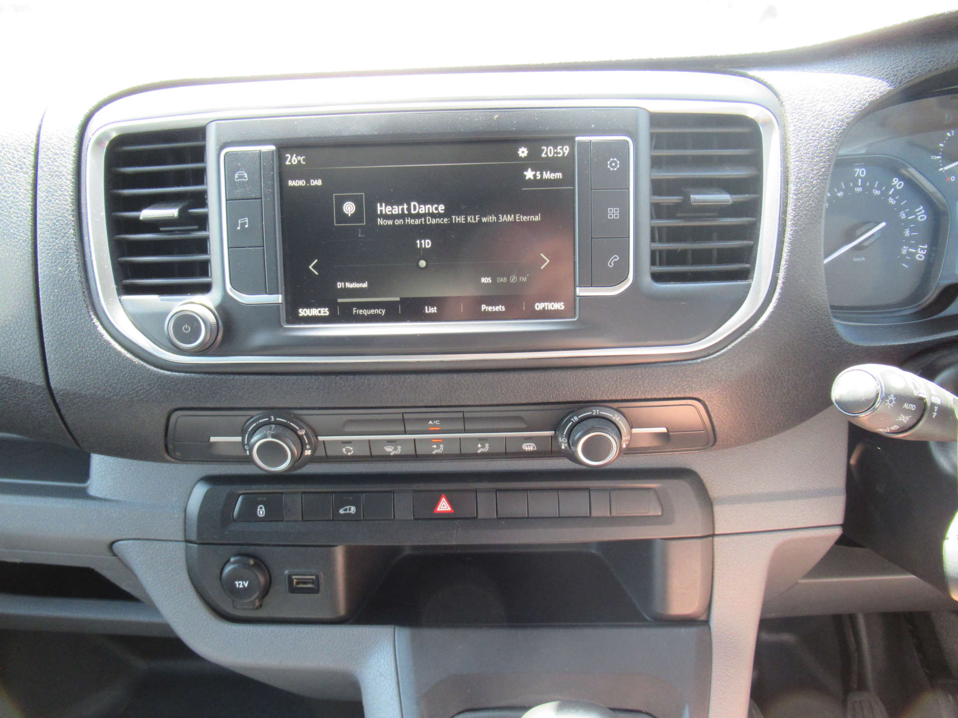 VAUXHALL VIVARO 1.5 Vivaro 2900 Sportive S/S #23