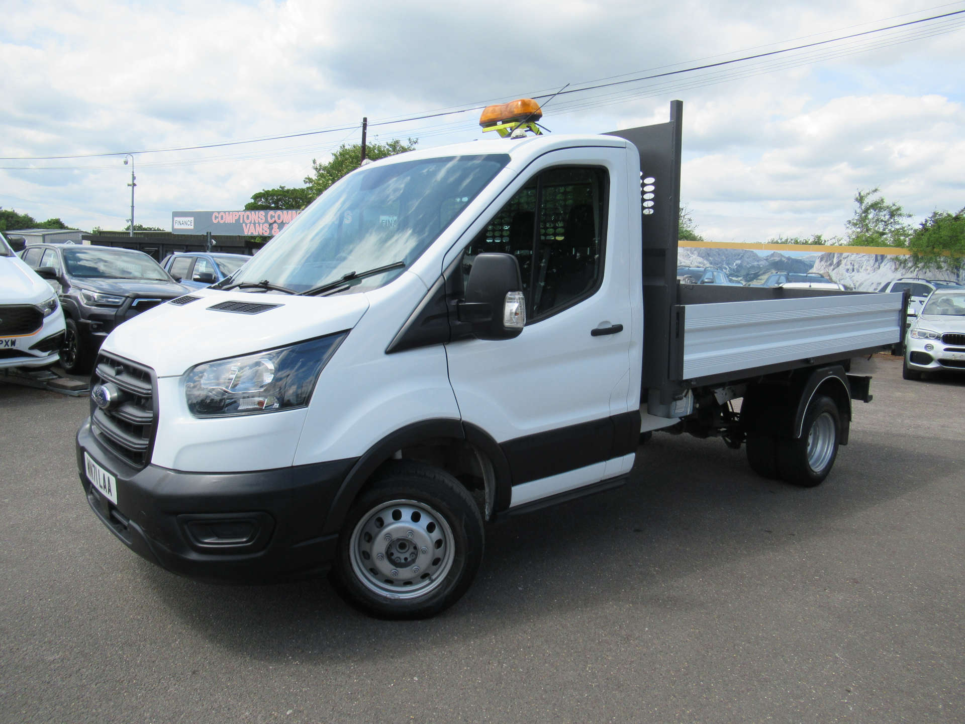 FORD TRANSIT 2.0 350 EcoBlue Leader Tipper 2dr Diesel Auto L2 Euro 6 (s/s) (1-Way, 1-Stop) (130 ps) #1