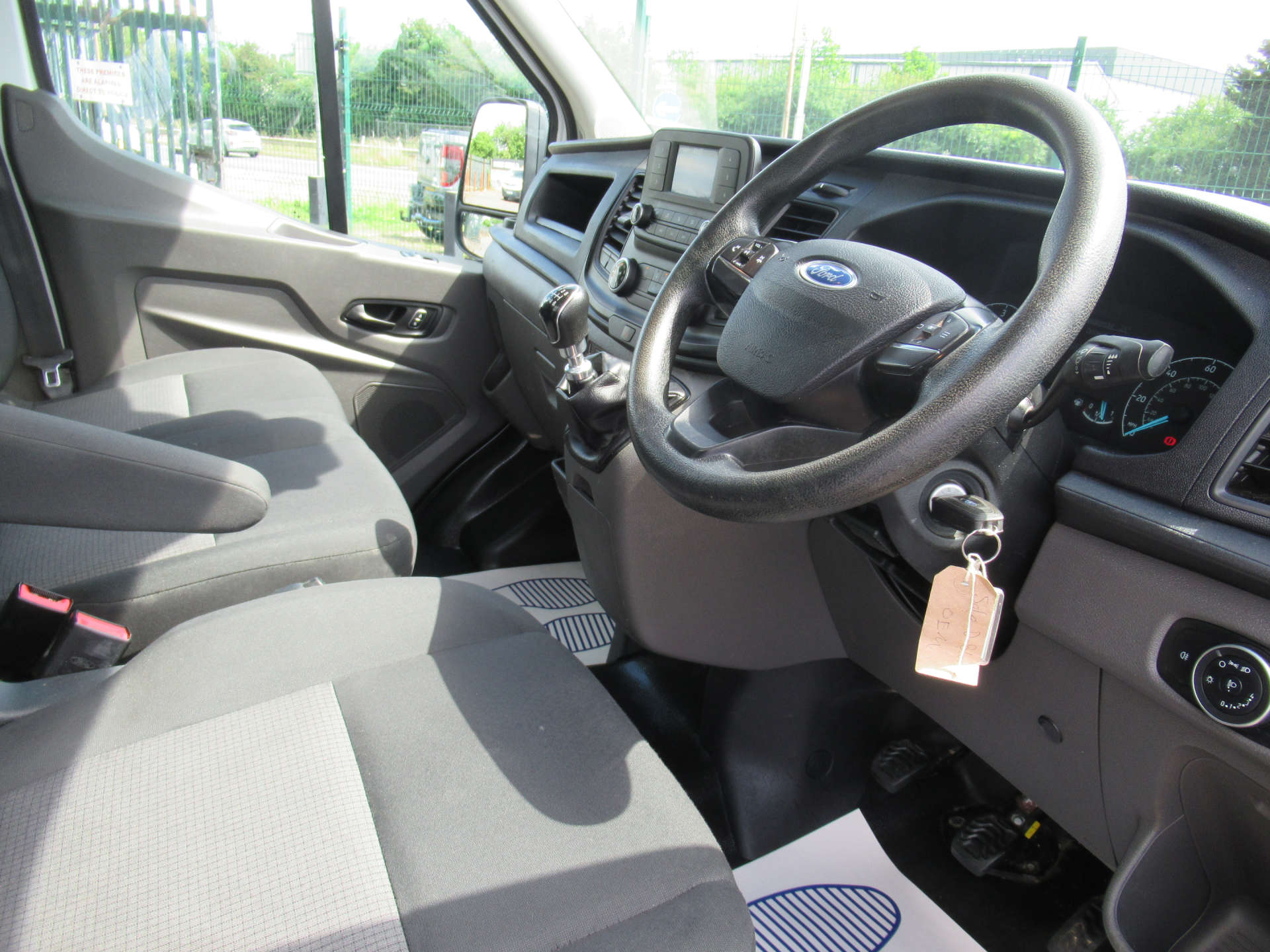 FORD TRANSIT 2.0 350 EcoBlue Leader Tipper 2dr Diesel Auto L2 Euro 6 (s/s) (1-Way, 1-Stop) (130 ps) #15