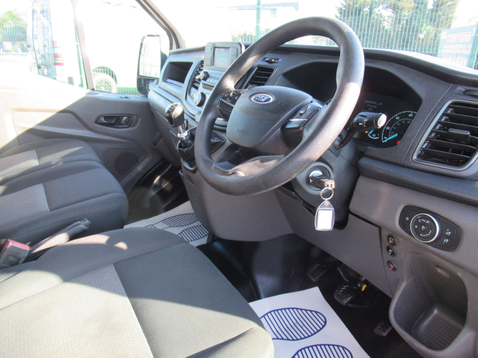 FORD TRANSIT 2.0 350 EcoBlue Leader Premium Dropside 2dr Diesel Manual RWD L4 Euro 6 (s/s) (130 ps) #14