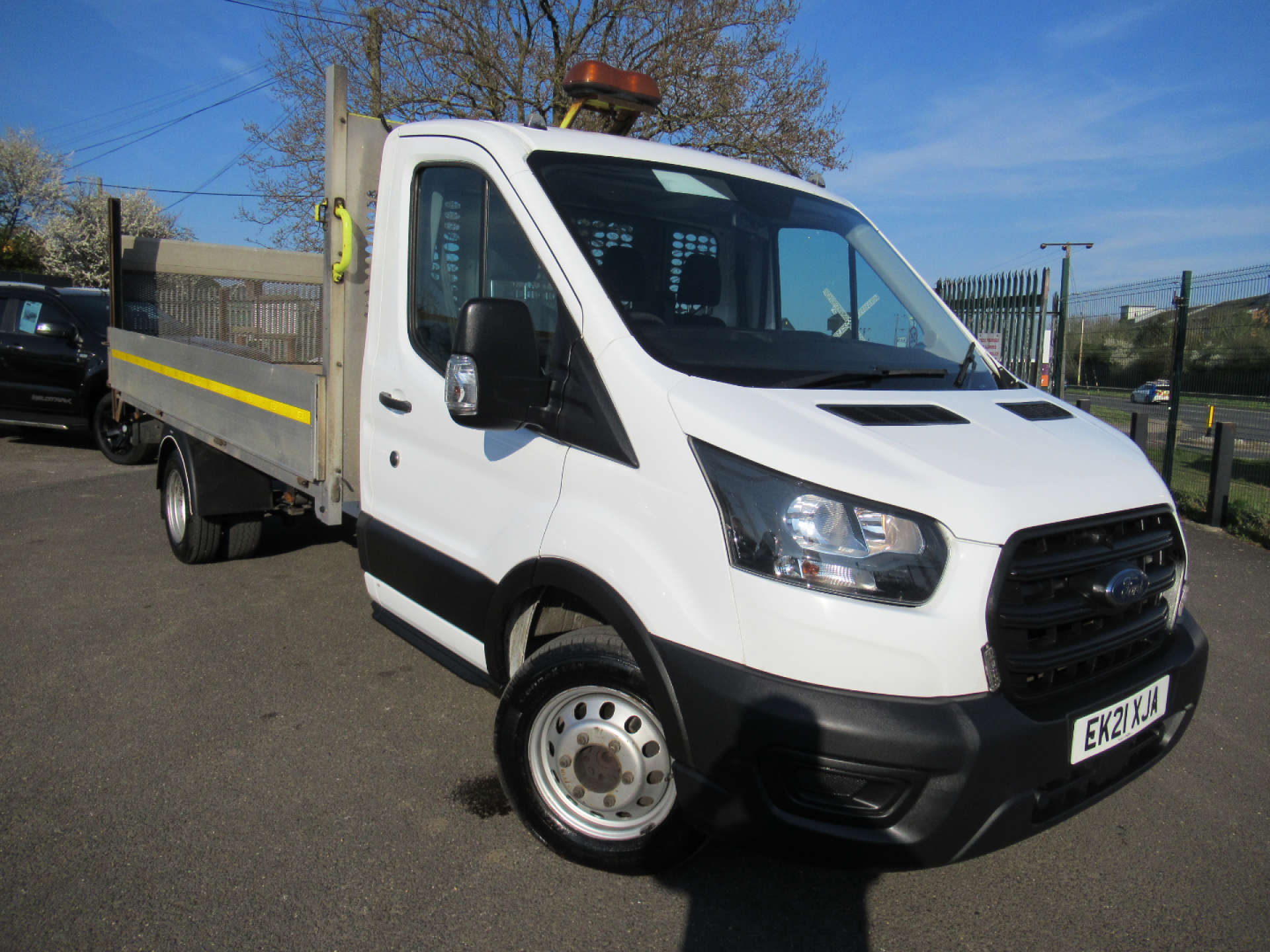 FORD TRANSIT 2.0 350 EcoBlue Leader Premium Dropside 2dr Diesel Manual RWD L4 Euro 6 (s/s) (130 ps) #27