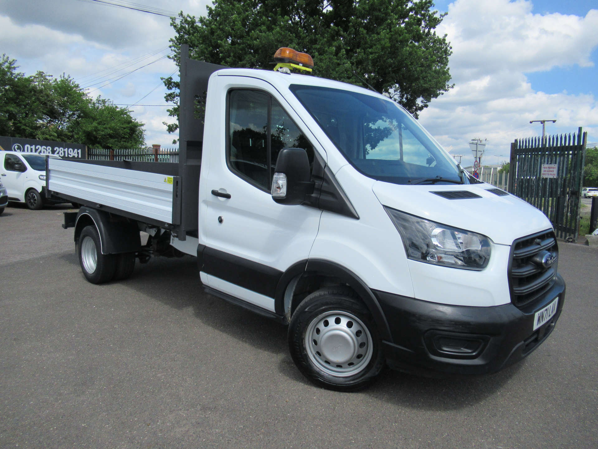 FORD TRANSIT 2.0 350 EcoBlue Leader Tipper 2dr Diesel Auto L2 Euro 6 (s/s) (1-Way, 1-Stop) (130 ps) #27