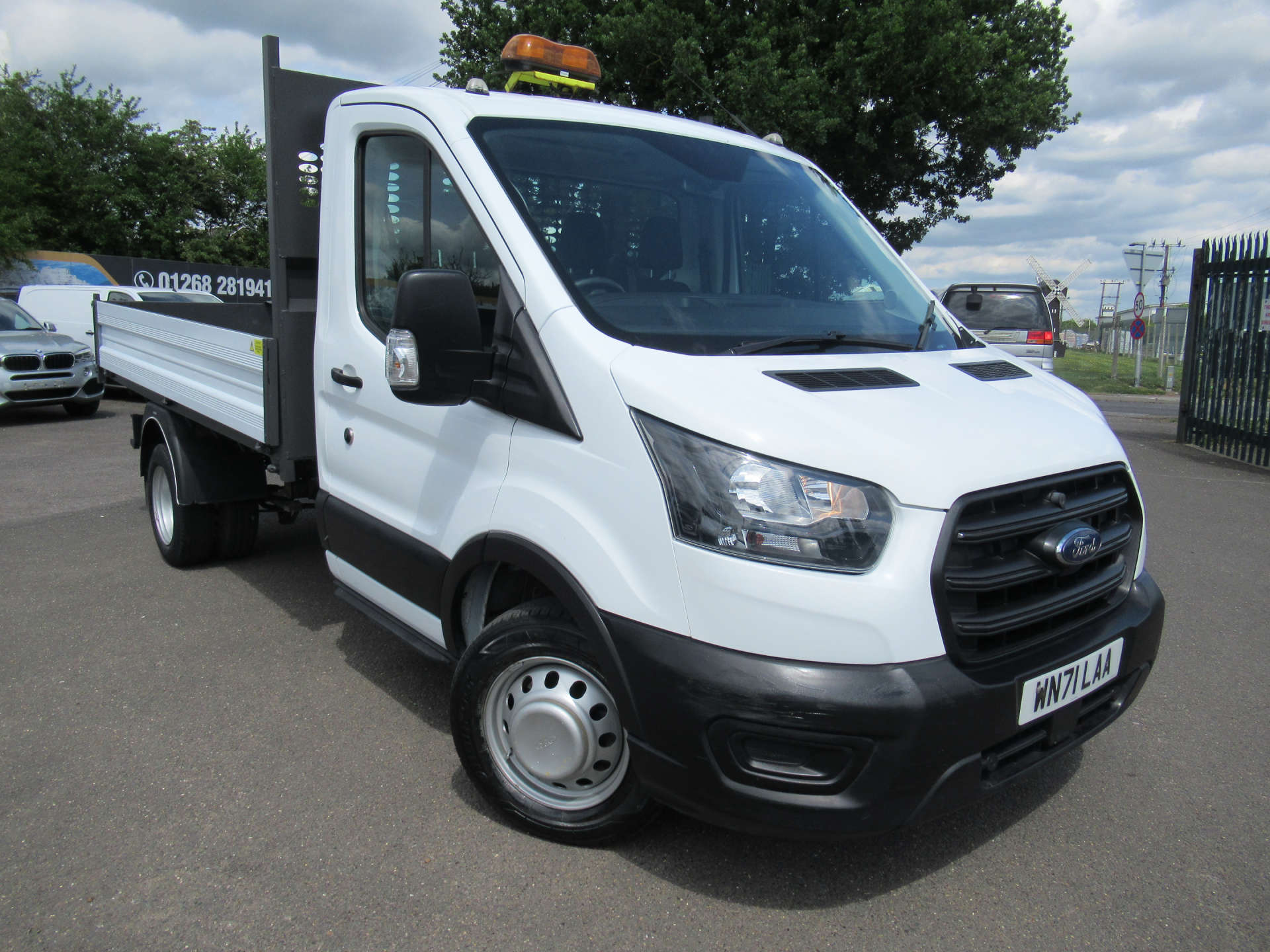FORD TRANSIT 2.0 350 EcoBlue Leader Tipper 2dr Diesel Auto L2 Euro 6 (s/s) (1-Way, 1-Stop) (130 ps) #28