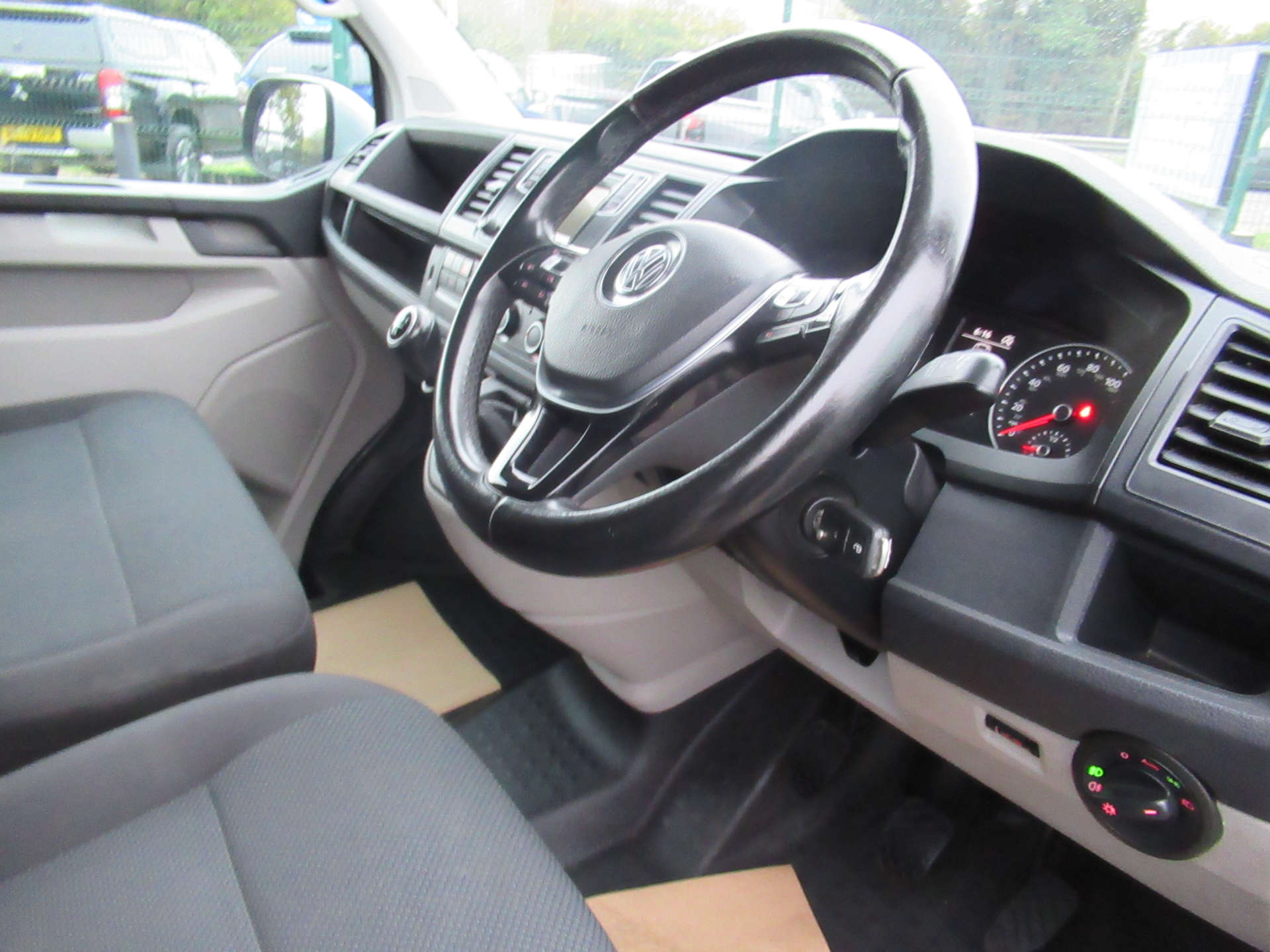 VOLKSWAGEN TRANSPORTER 2.0 Transporter T28 Highline TDI BlueMotion Technology #16