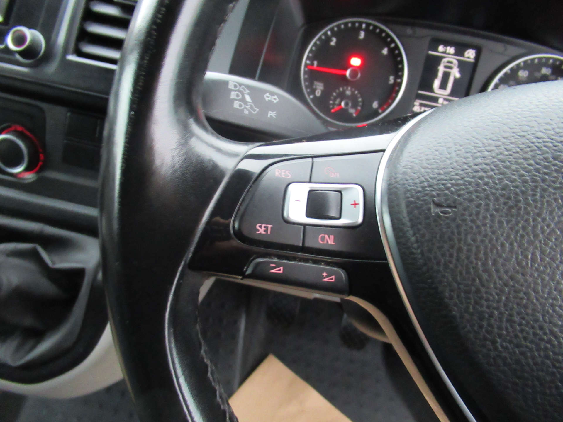 VOLKSWAGEN TRANSPORTER 2.0 Transporter T28 Highline TDI BlueMotion Technology #23