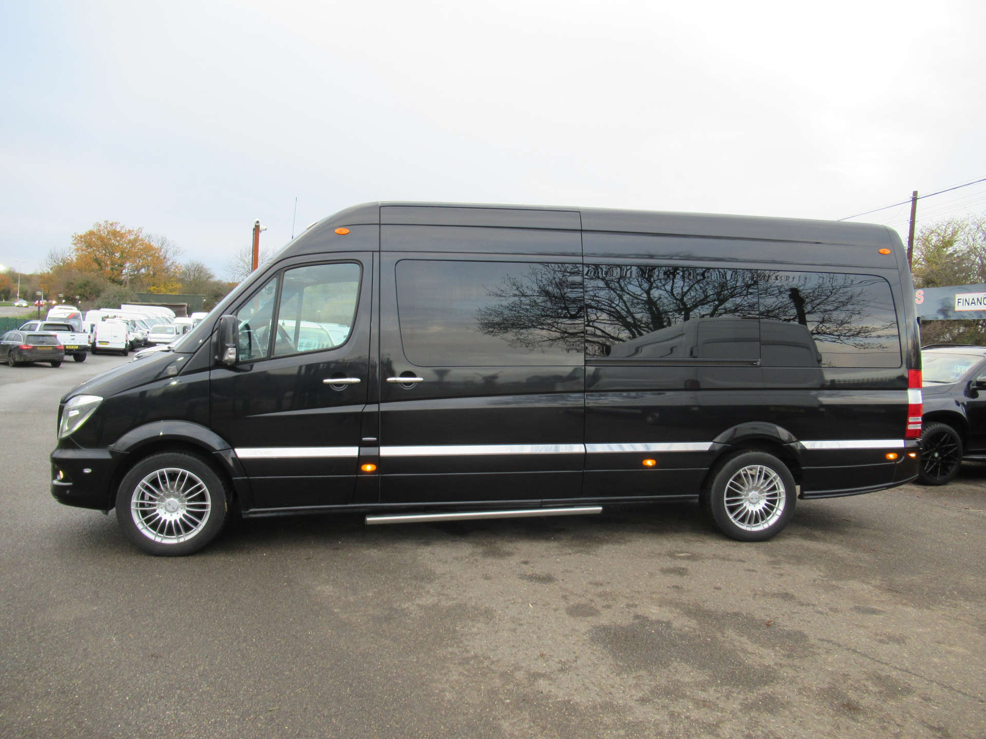 MERCEDES-BENZ SPRINTER 3.0 Sprinter 319 CDI 8 seater party bus limo #9
