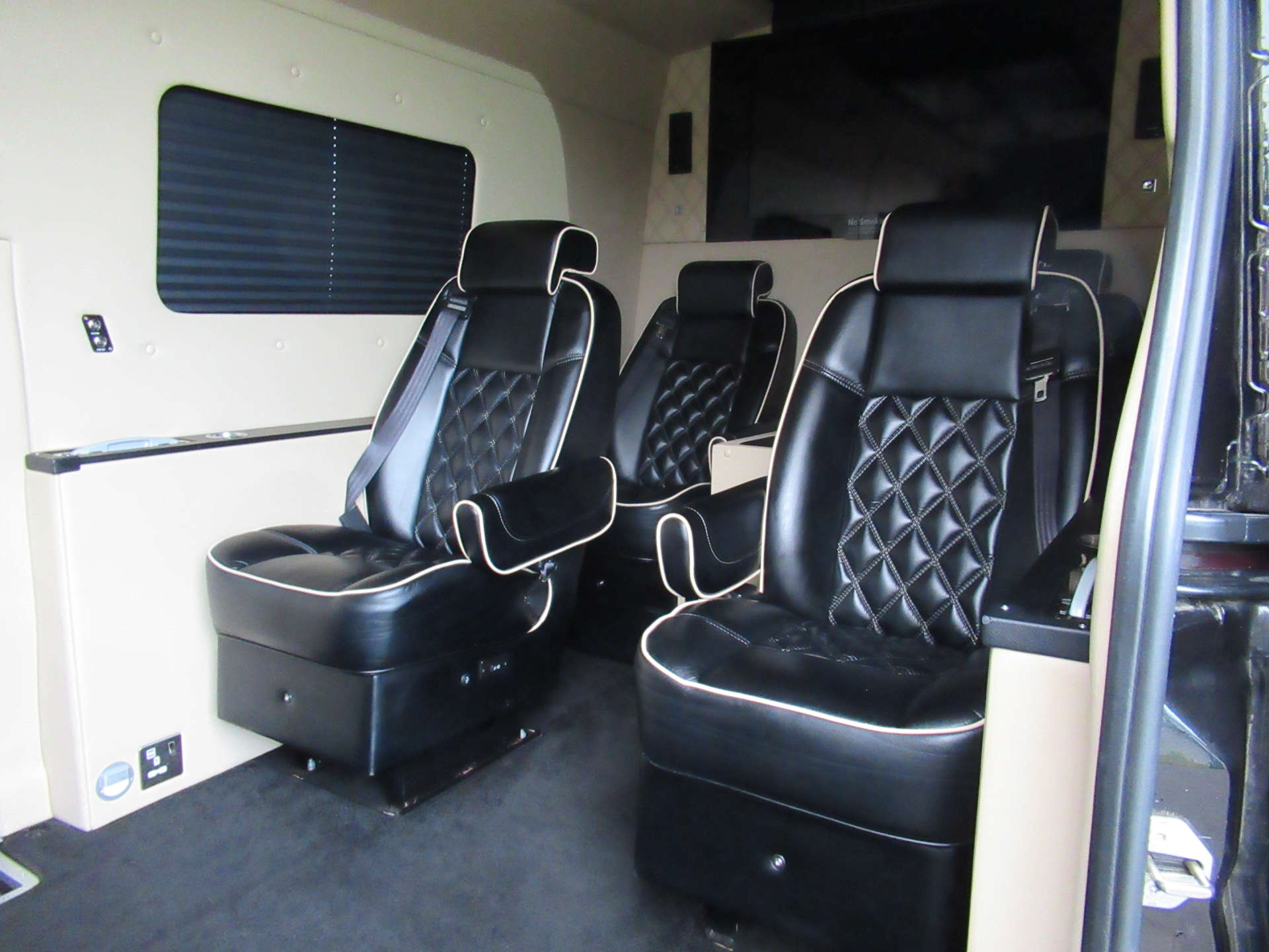 MERCEDES-BENZ SPRINTER 3.0 Sprinter 319 CDI 8 seater party bus limo #12