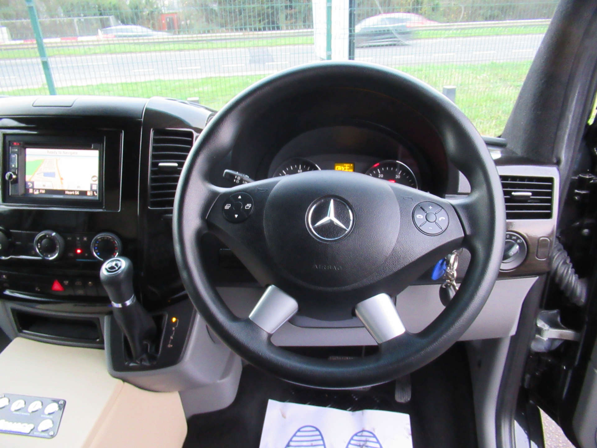 MERCEDES-BENZ SPRINTER 3.0 Sprinter 319 CDI 8 seater party bus limo #34