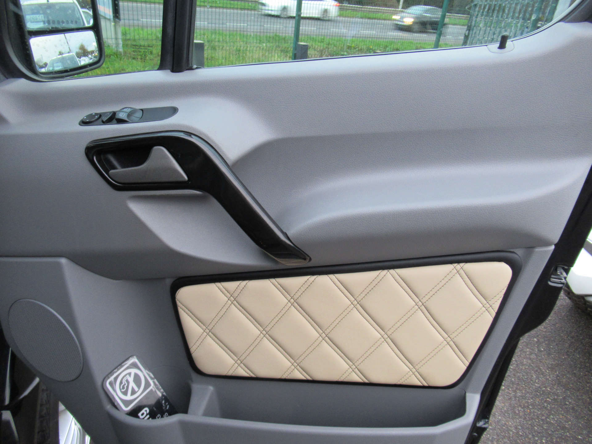 MERCEDES-BENZ SPRINTER 3.0 Sprinter 319 CDI 8 seater party bus limo #38