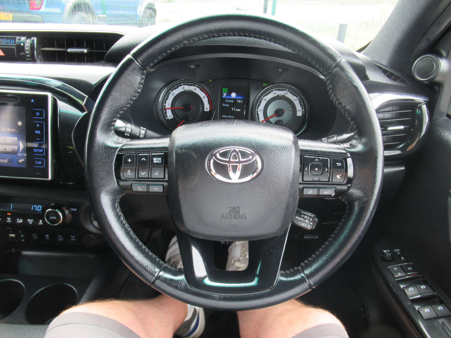 TOYOTA HILUX 2.4 HI-Luxury Invincible X D-4D 4WD Double Cab Auto 4WD 5dr #22
