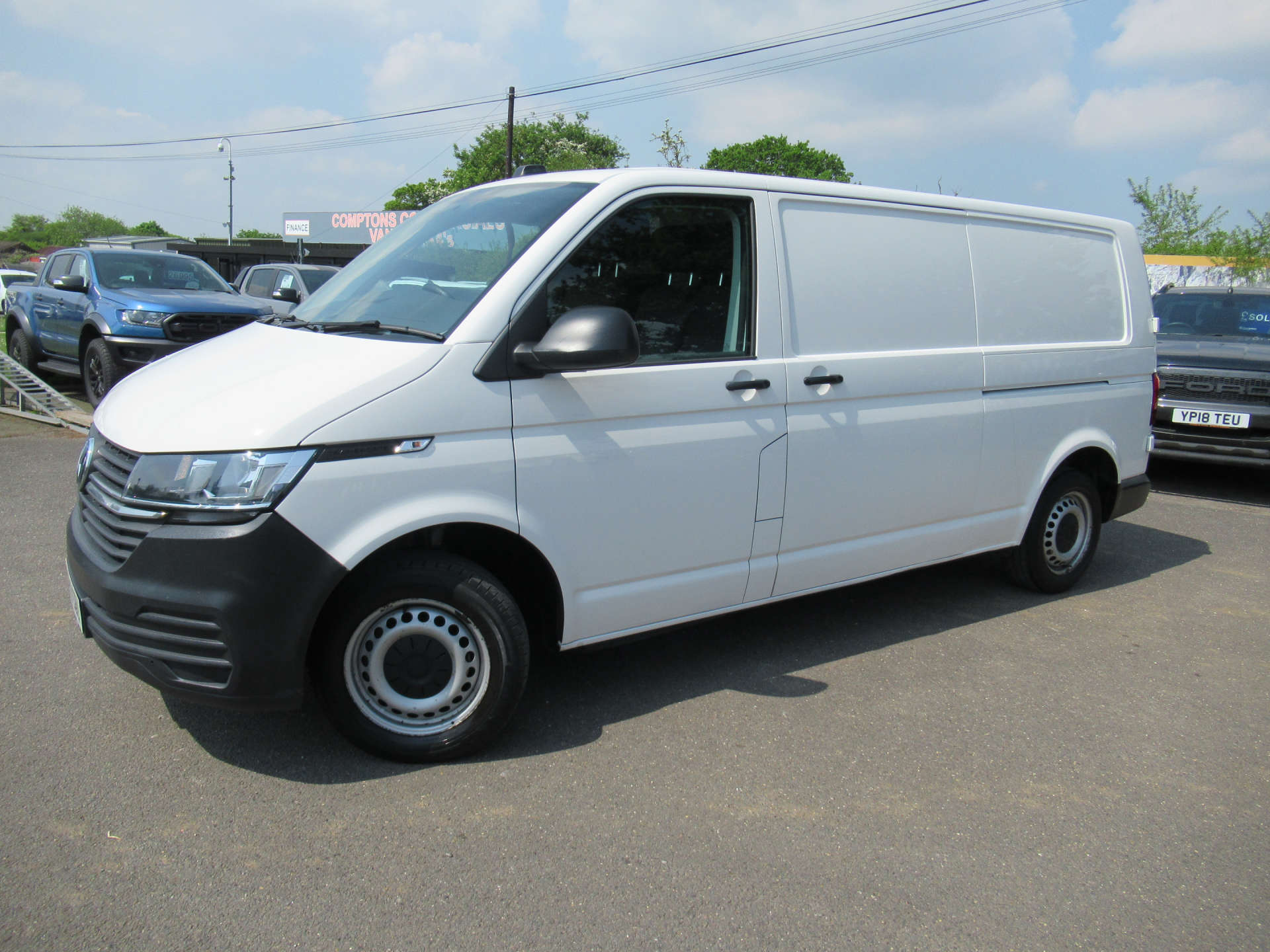 VOLKSWAGEN TRANSPORTER 2.0 Transporter T28 StartLine TDI #1