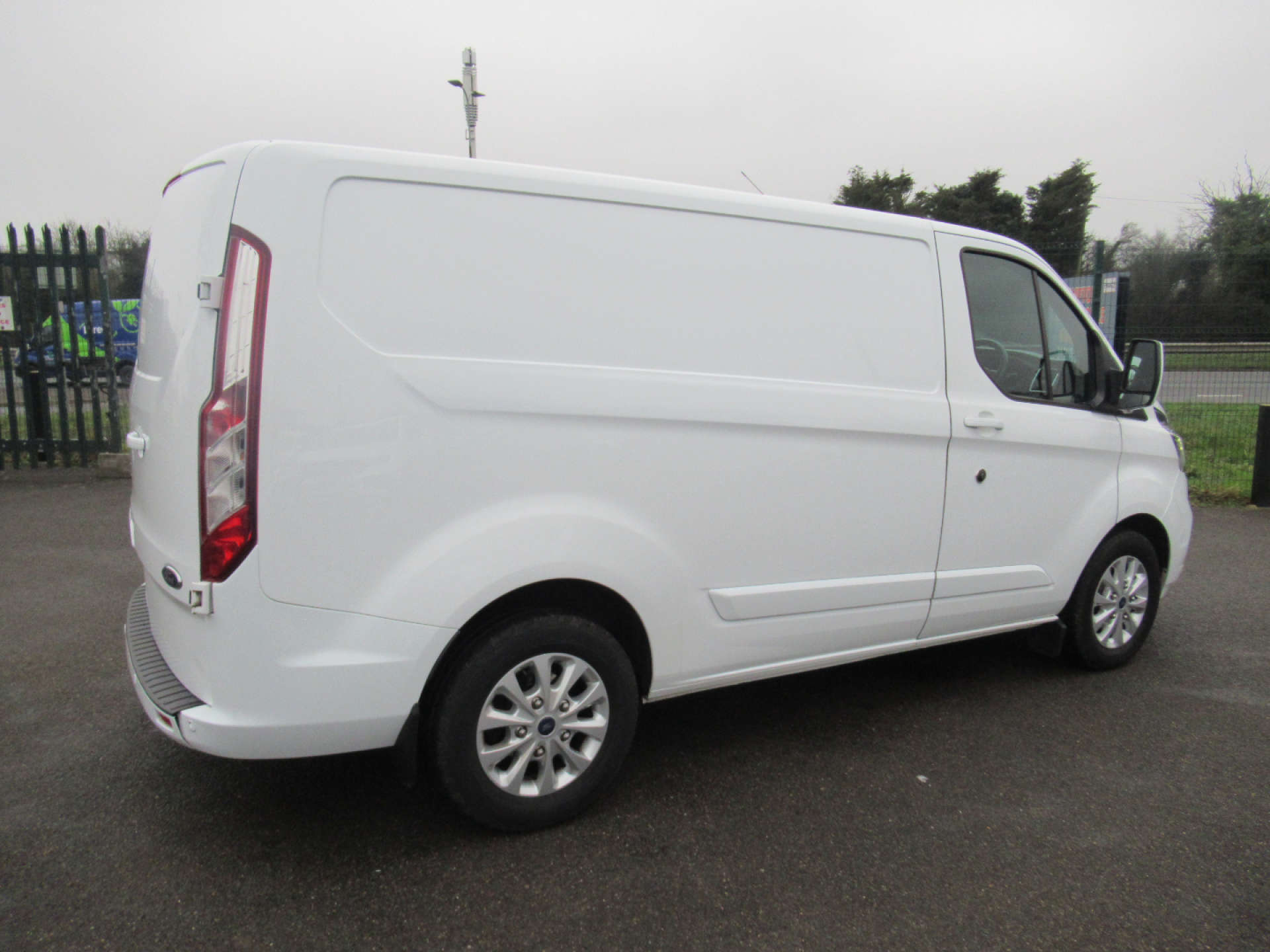 FORD TRANSIT CUSTOM 2.0 Transit Custom 300 Limited EcoBlue #10