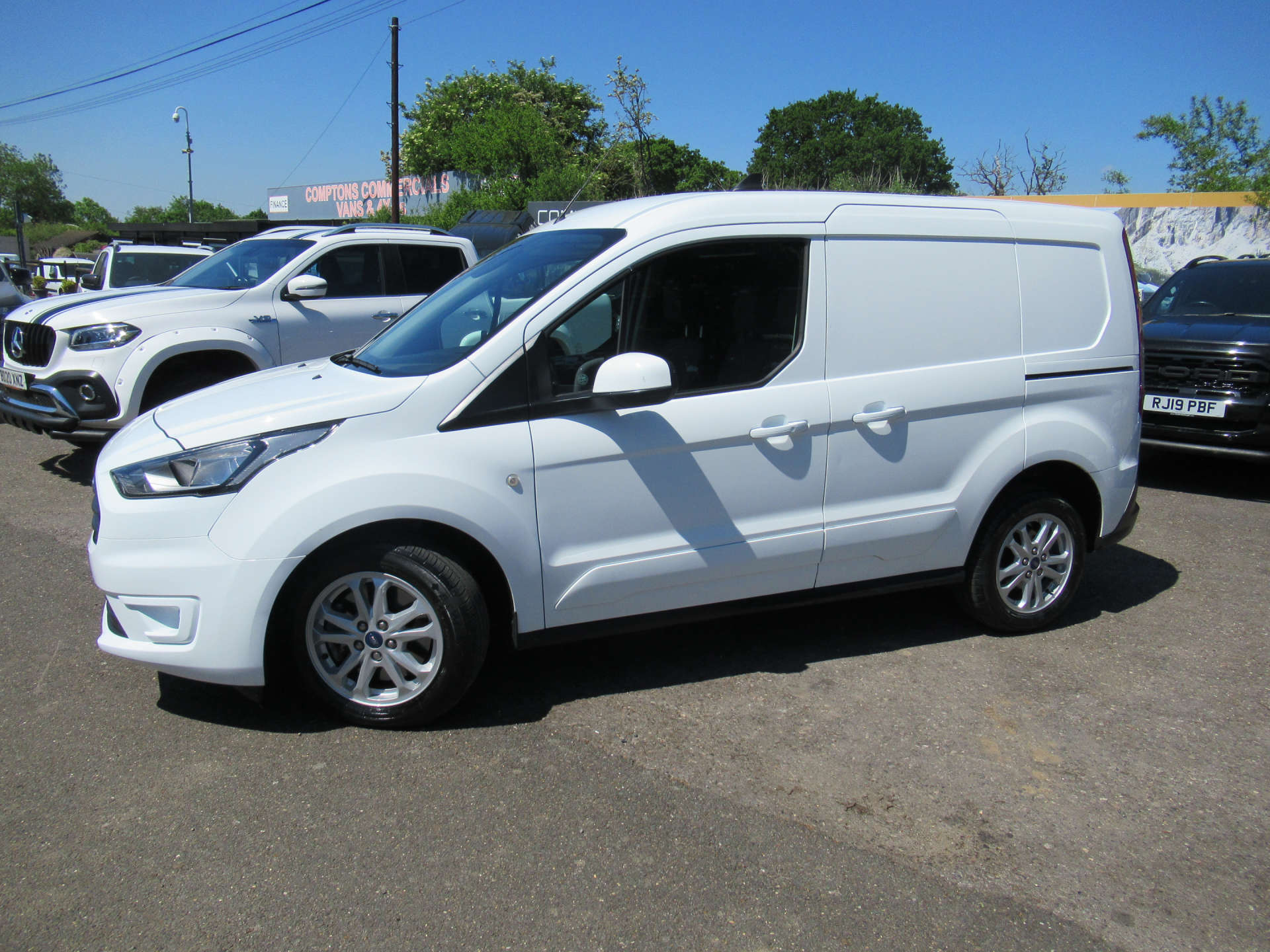 FORD TRANSIT CONNECT 1.5 Transit Connect 200 Limited TDCi #2