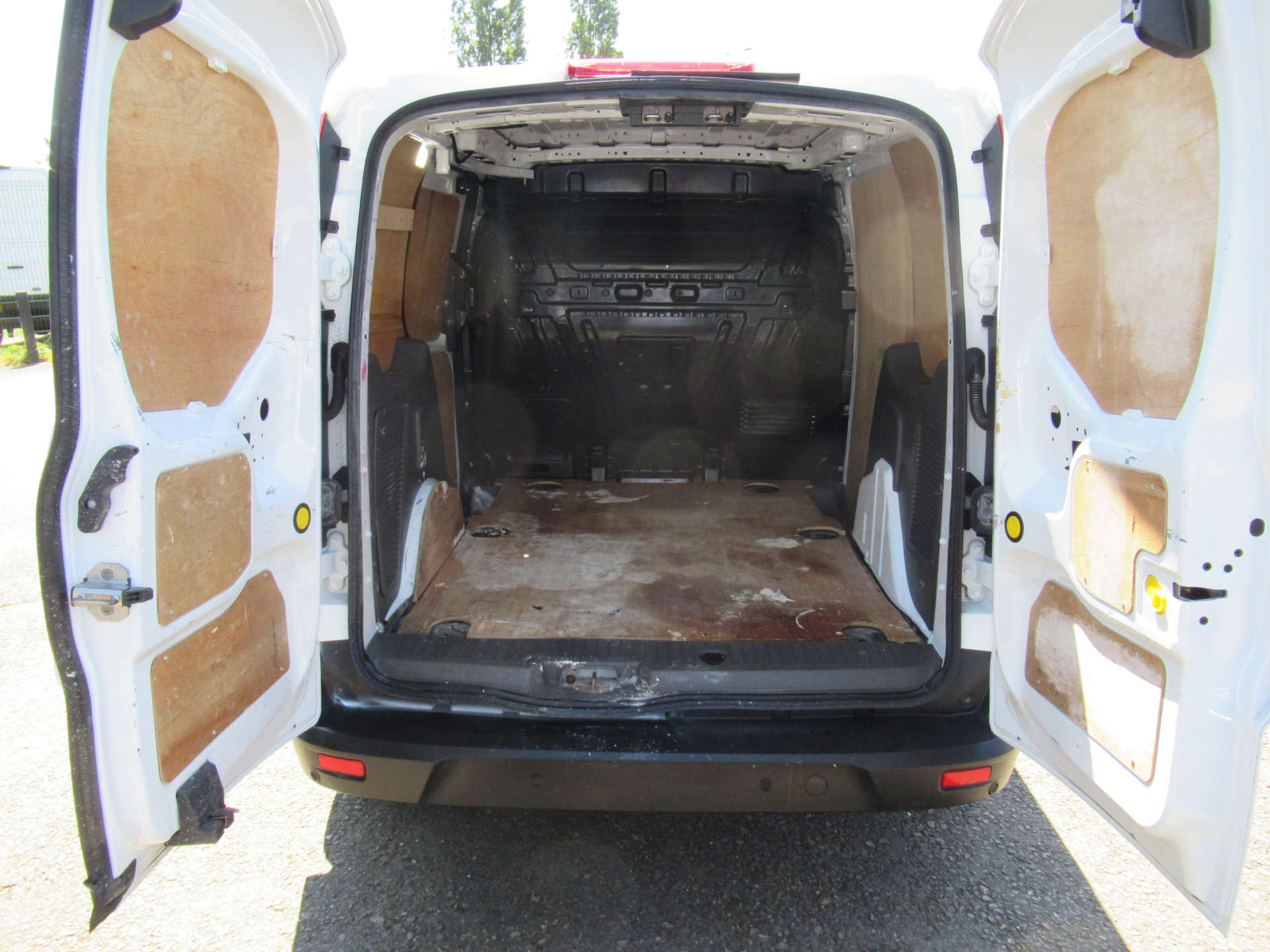 FORD TRANSIT CONNECT 1.5 Transit Connect 200 Limited TDCi #9