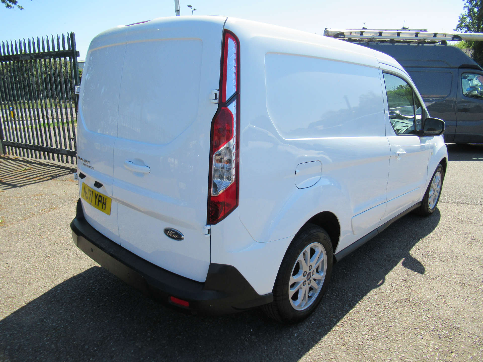 FORD TRANSIT CONNECT 1.5 Transit Connect 200 Limited TDCi #10