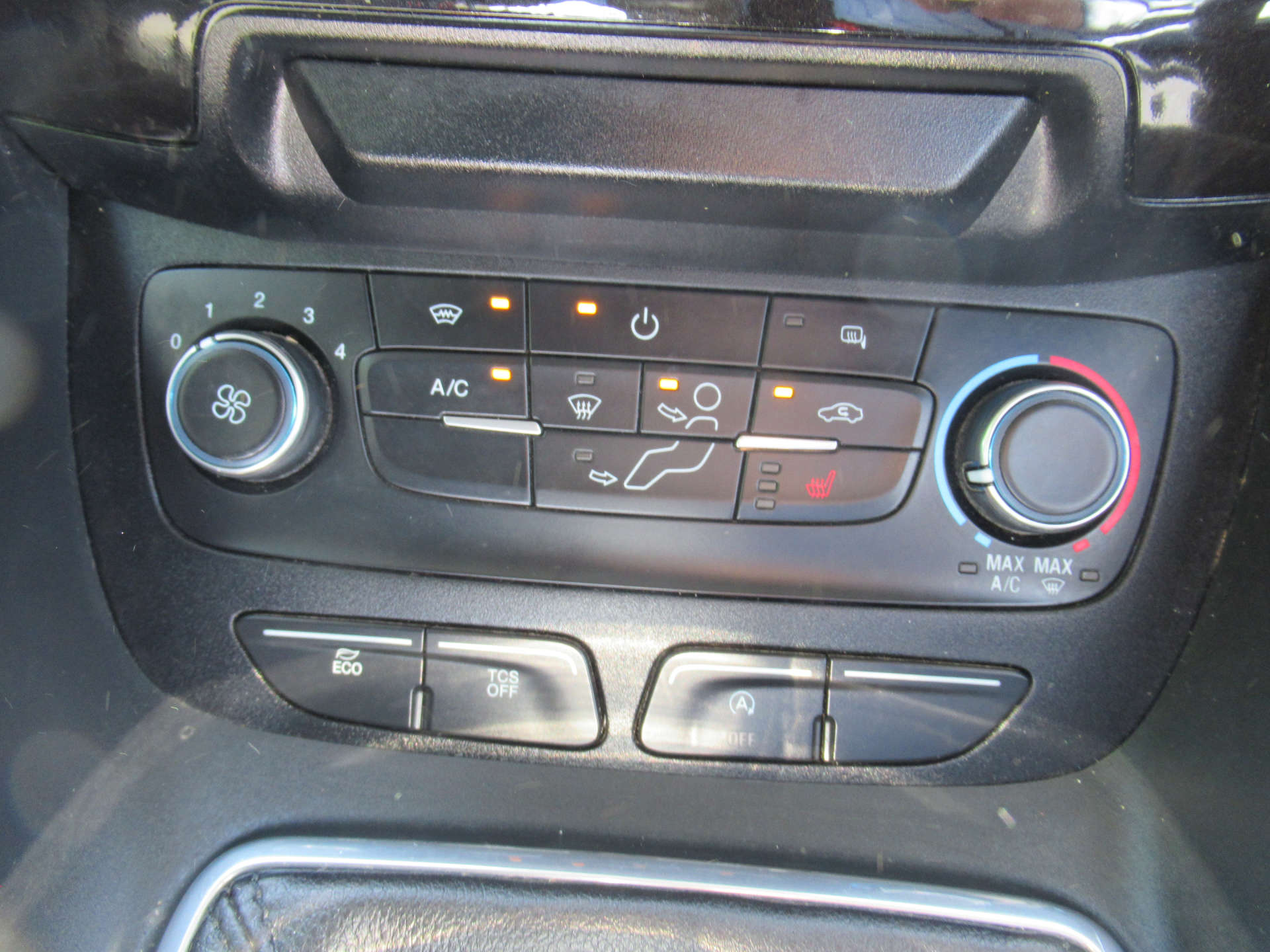 FORD TRANSIT CONNECT 1.5 Transit Connect 200 Limited TDCi #16