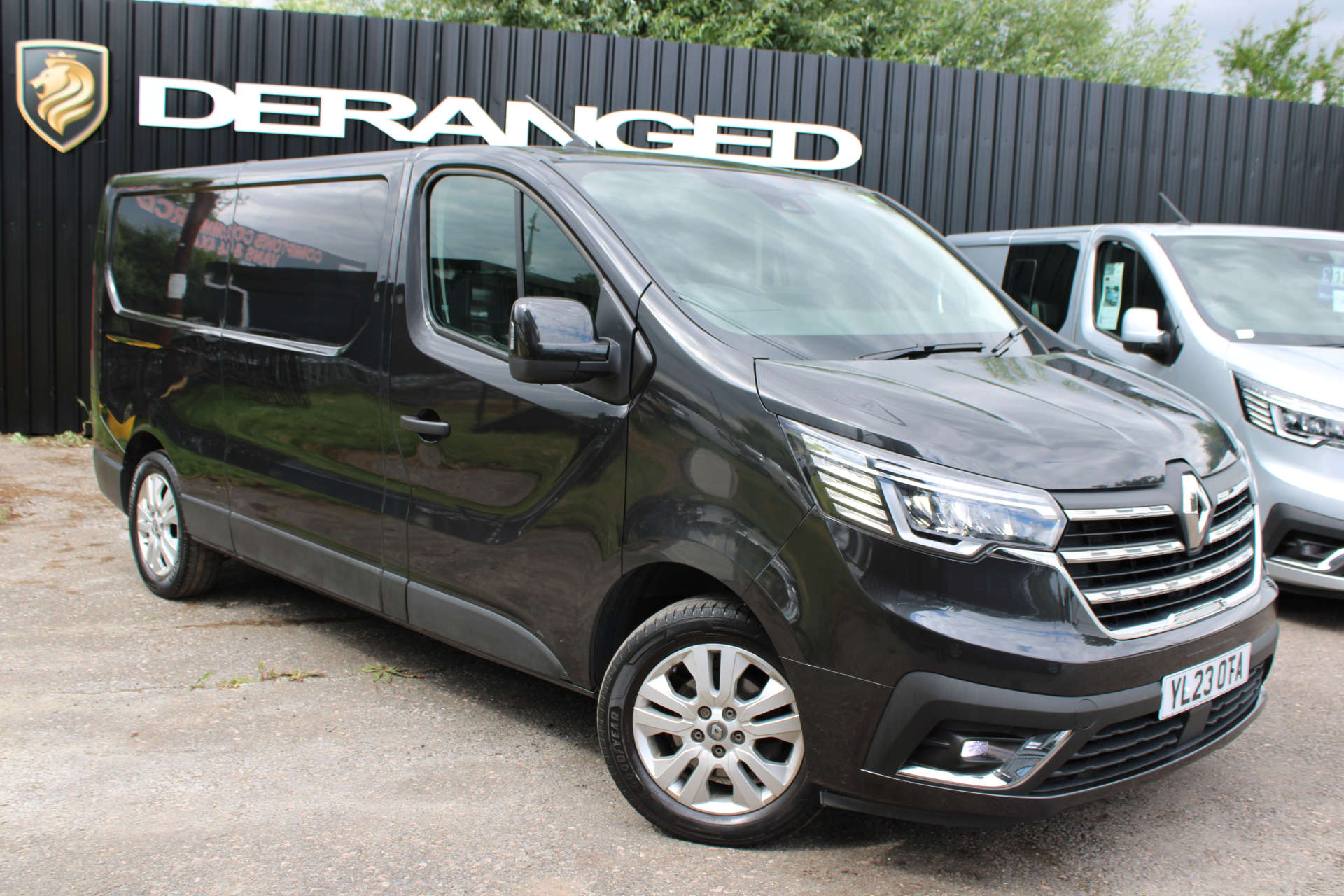 RENAULT TRAFIC 2.0 Trafic LL30 Sport Blue dCi #1
