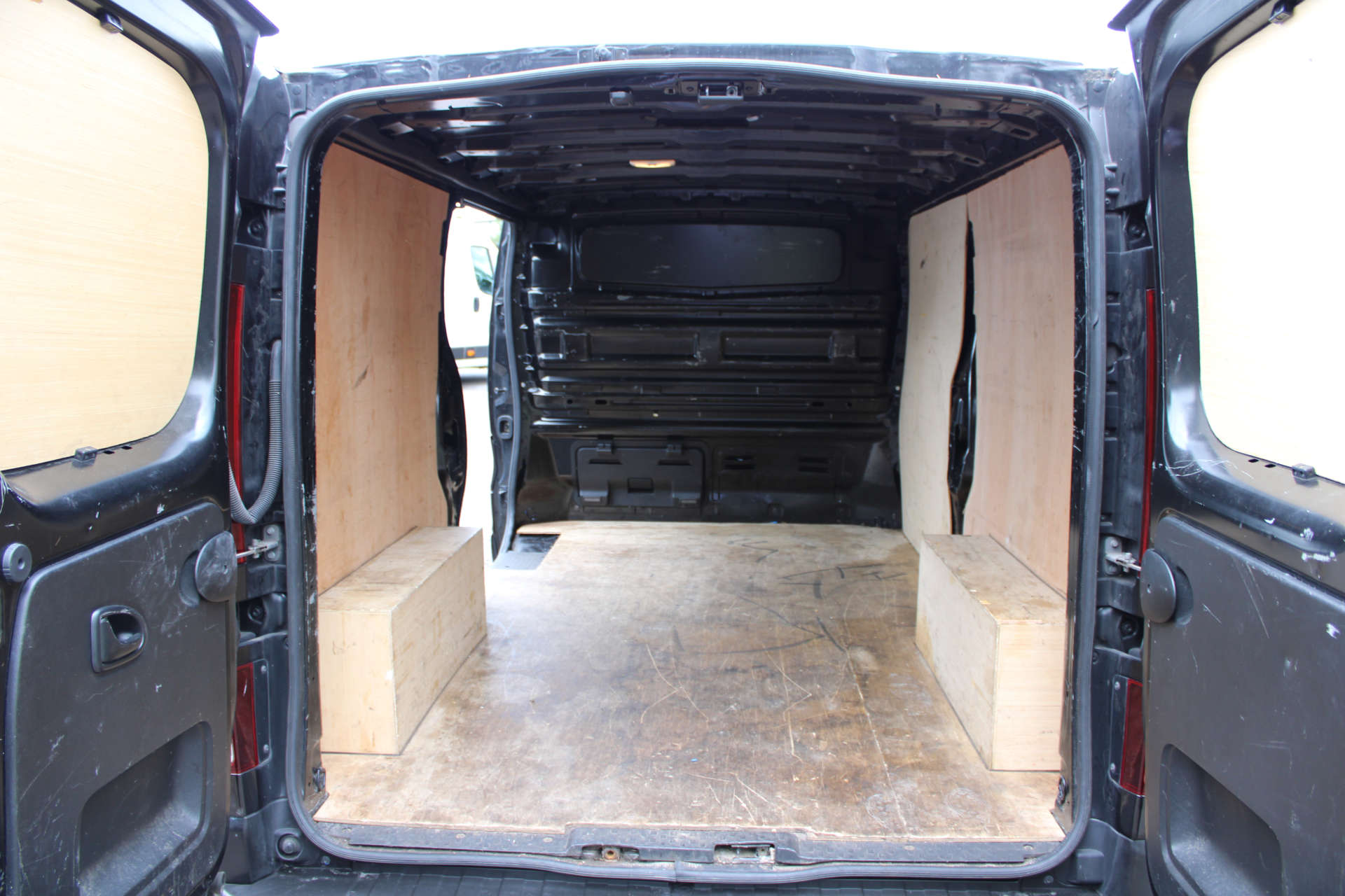 RENAULT TRAFIC 2.0 Trafic LL30 Sport Blue dCi #29