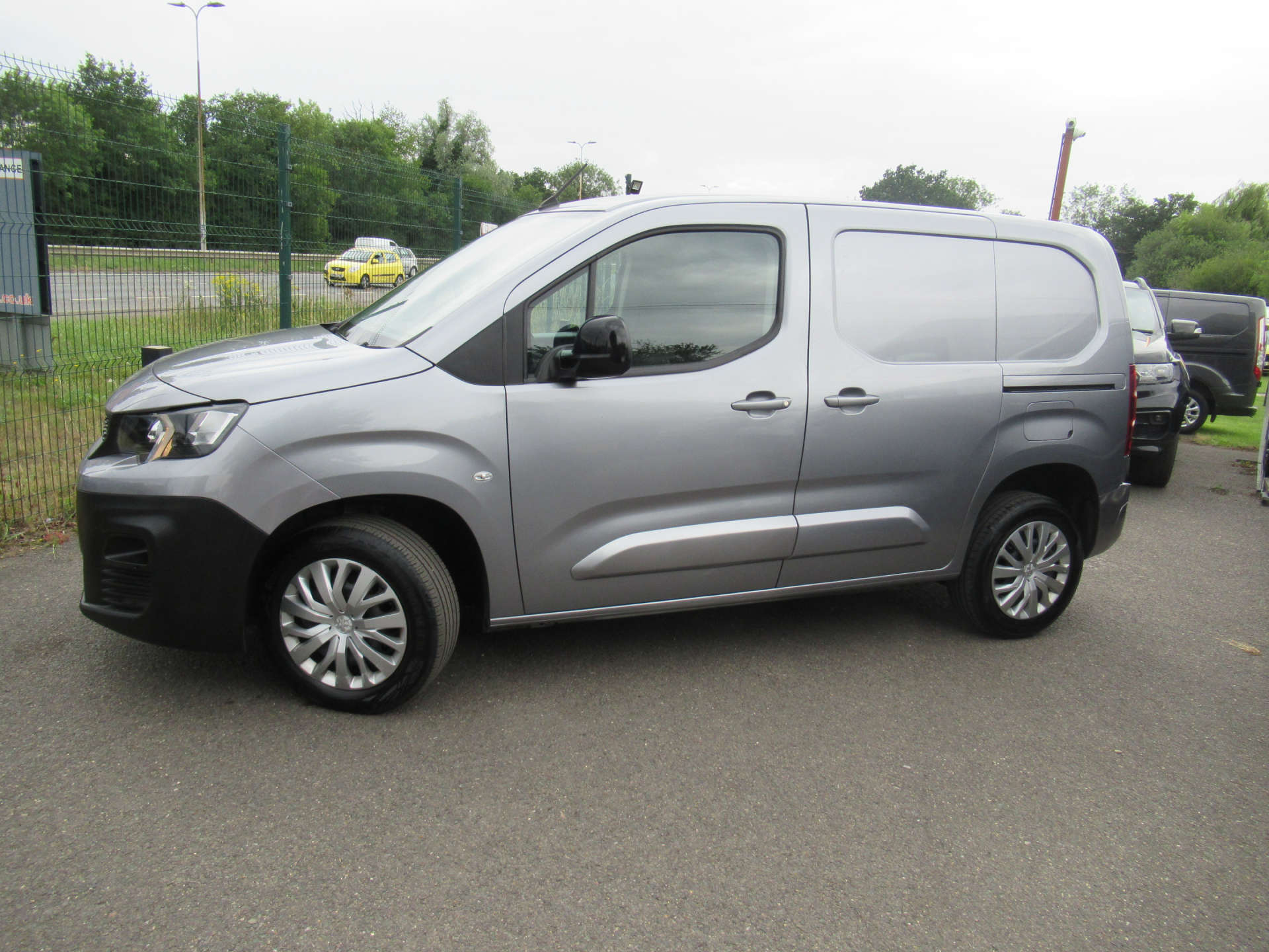 PEUGEOT PARTNER 1.5 Partner Professional Premium Blue HDi #2