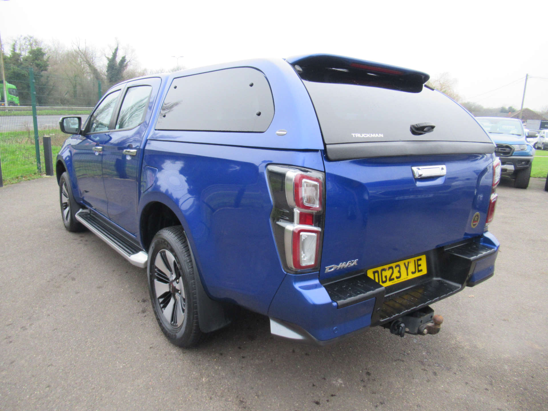 ISUZU D-MAX 1.9 D-Max DL40 Auto 4WD #7