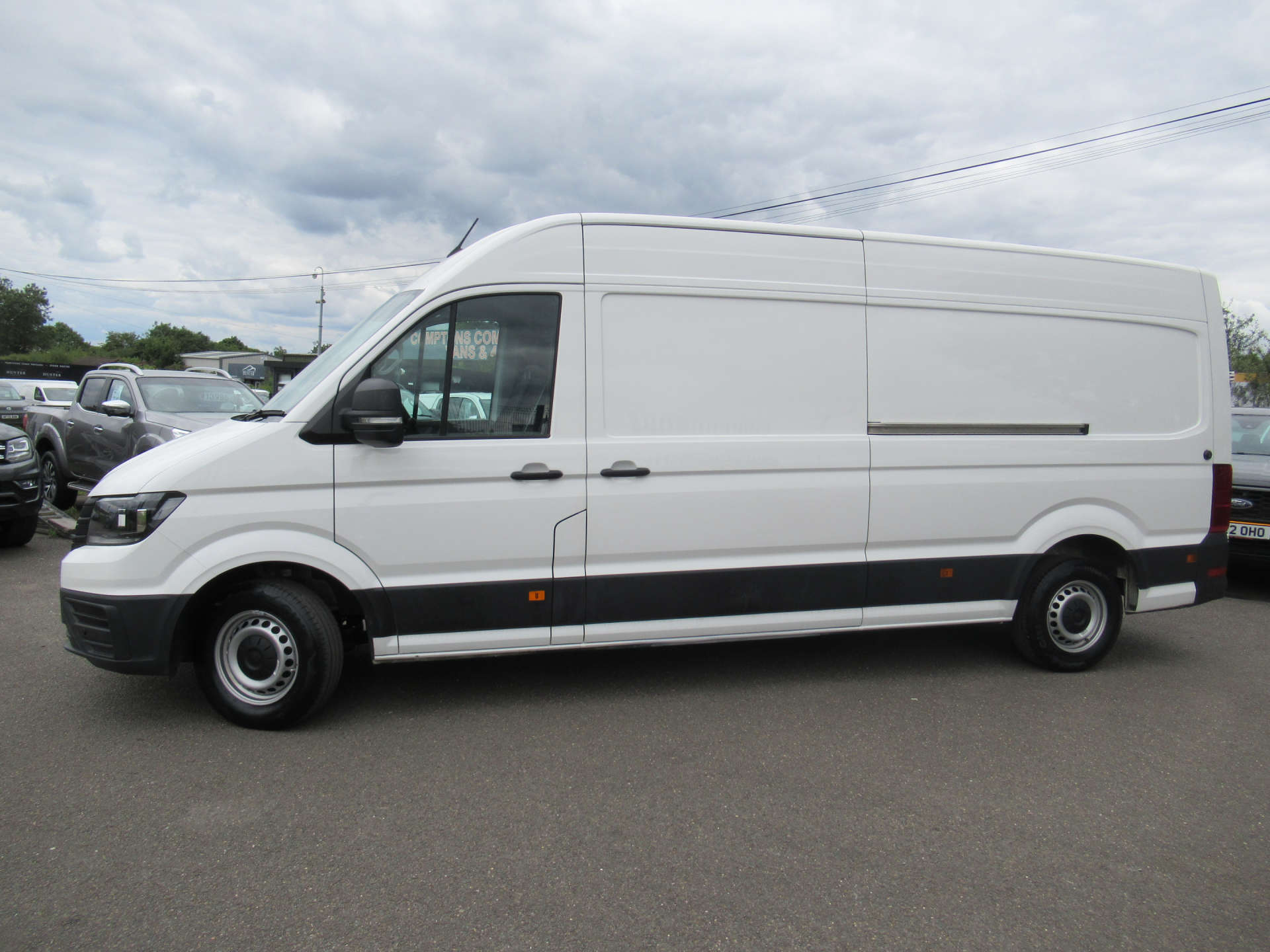 VOLKSWAGEN CRAFTER 2.0 CRAFTER CR35 COMMERCE + TDI 5dr #2
