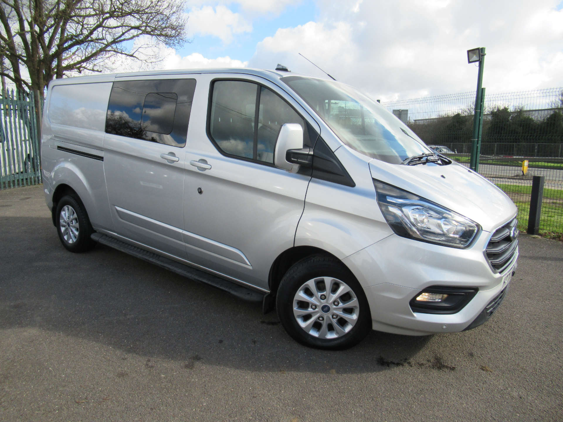 FORD TRANSIT CUSTOM 2.0 Transit Custom 320 Limited EcoBlue Auto #25