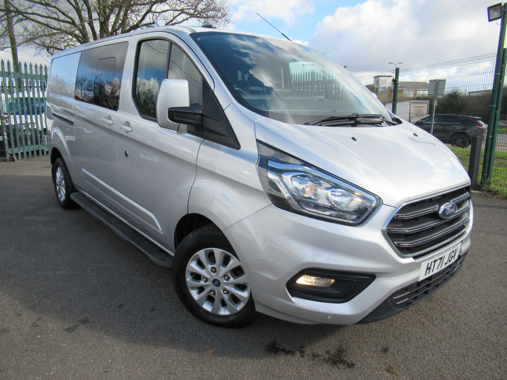 FORD TRANSIT CUSTOM 2.0 Transit Custom 320 Limited EcoBlue Auto #26