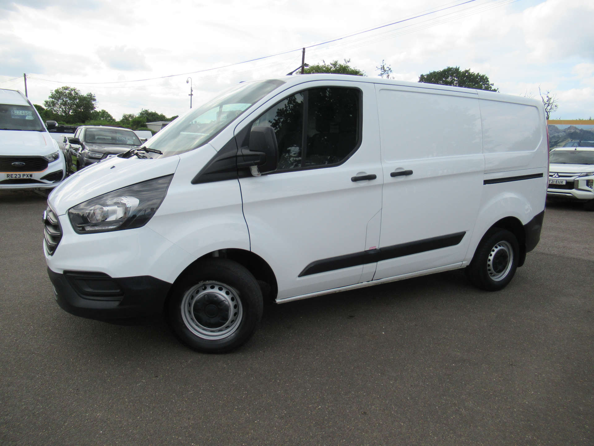 FORD TRANSIT CUSTOM 2.0 Transit Custom 300 Leader EcoBlue #1