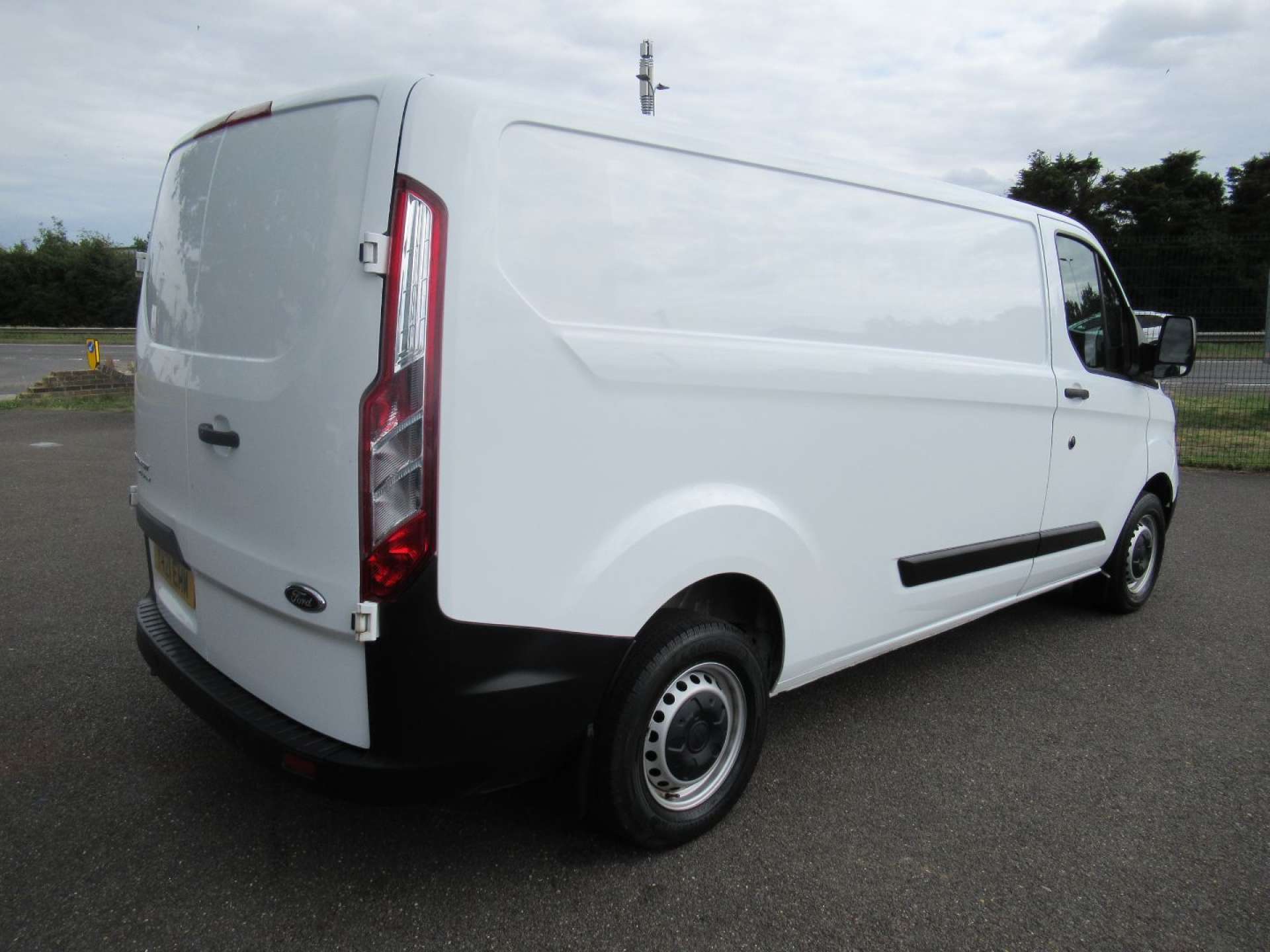 FORD TRANSIT CUSTOM 2.0 Transit Custom 300 Leader EcoBlue #9