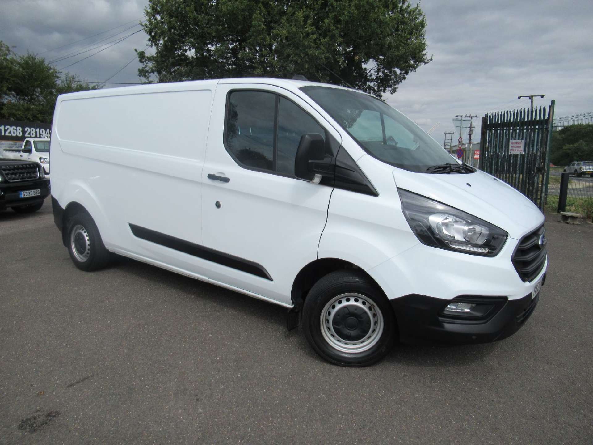 FORD TRANSIT CUSTOM 2.0 Transit Custom 300 Leader EcoBlue #24