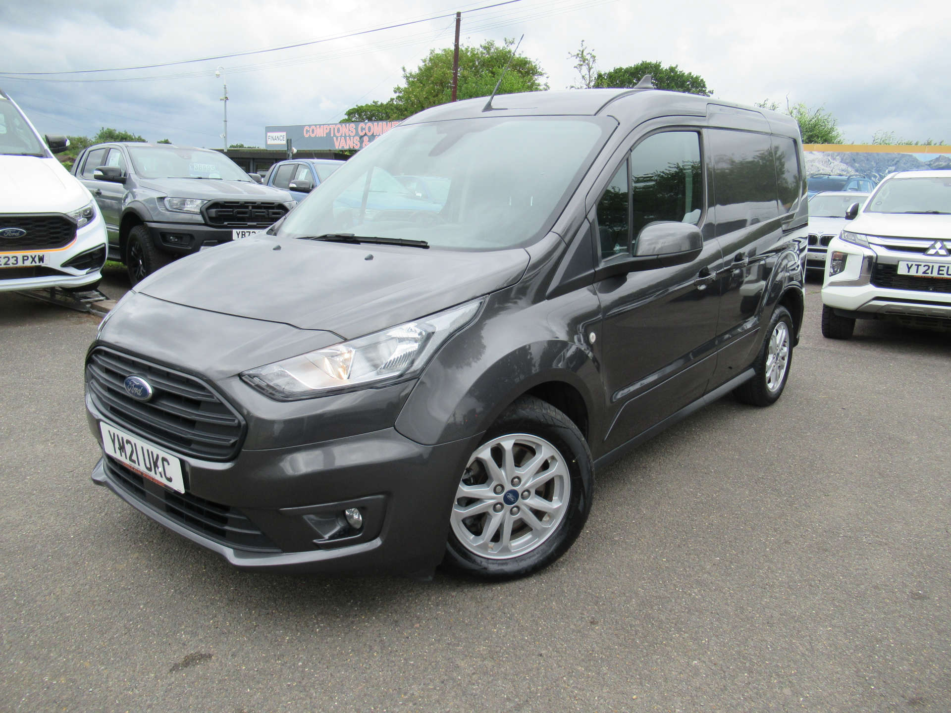 FORD TRANSIT CONNECT 1.5 Transit Connect 200 Limited TDCi #0