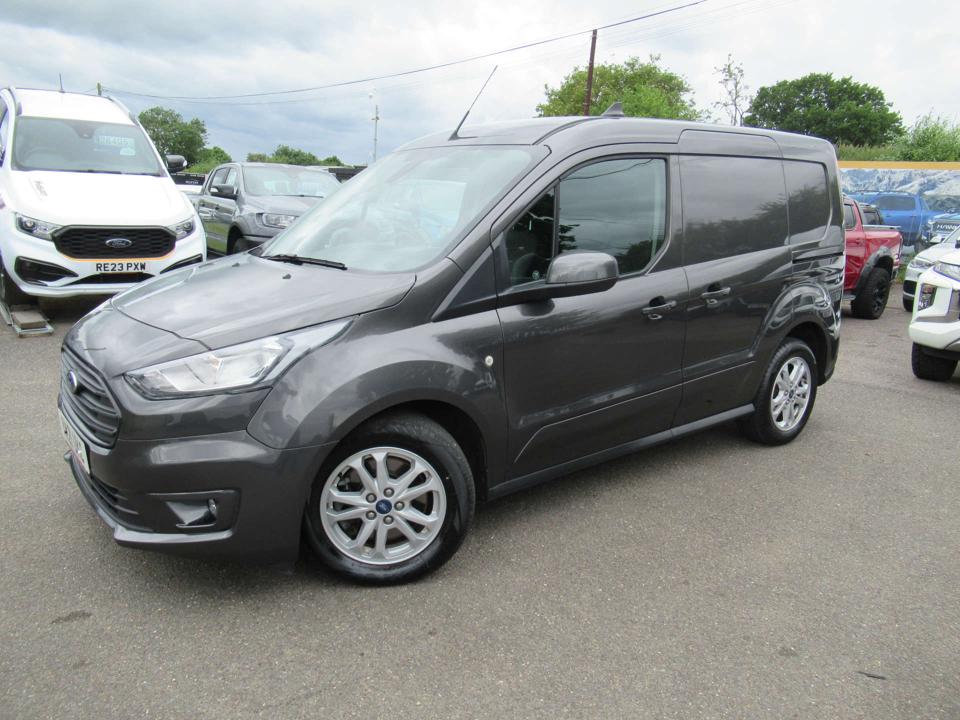 FORD TRANSIT CONNECT 1.5 Transit Connect 200 Limited TDCi #1