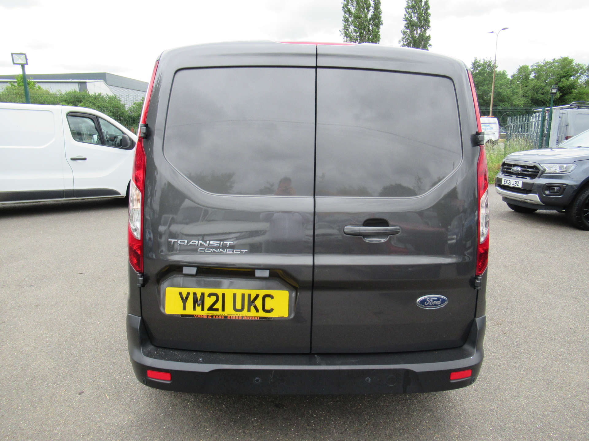FORD TRANSIT CONNECT 1.5 Transit Connect 200 Limited TDCi #8