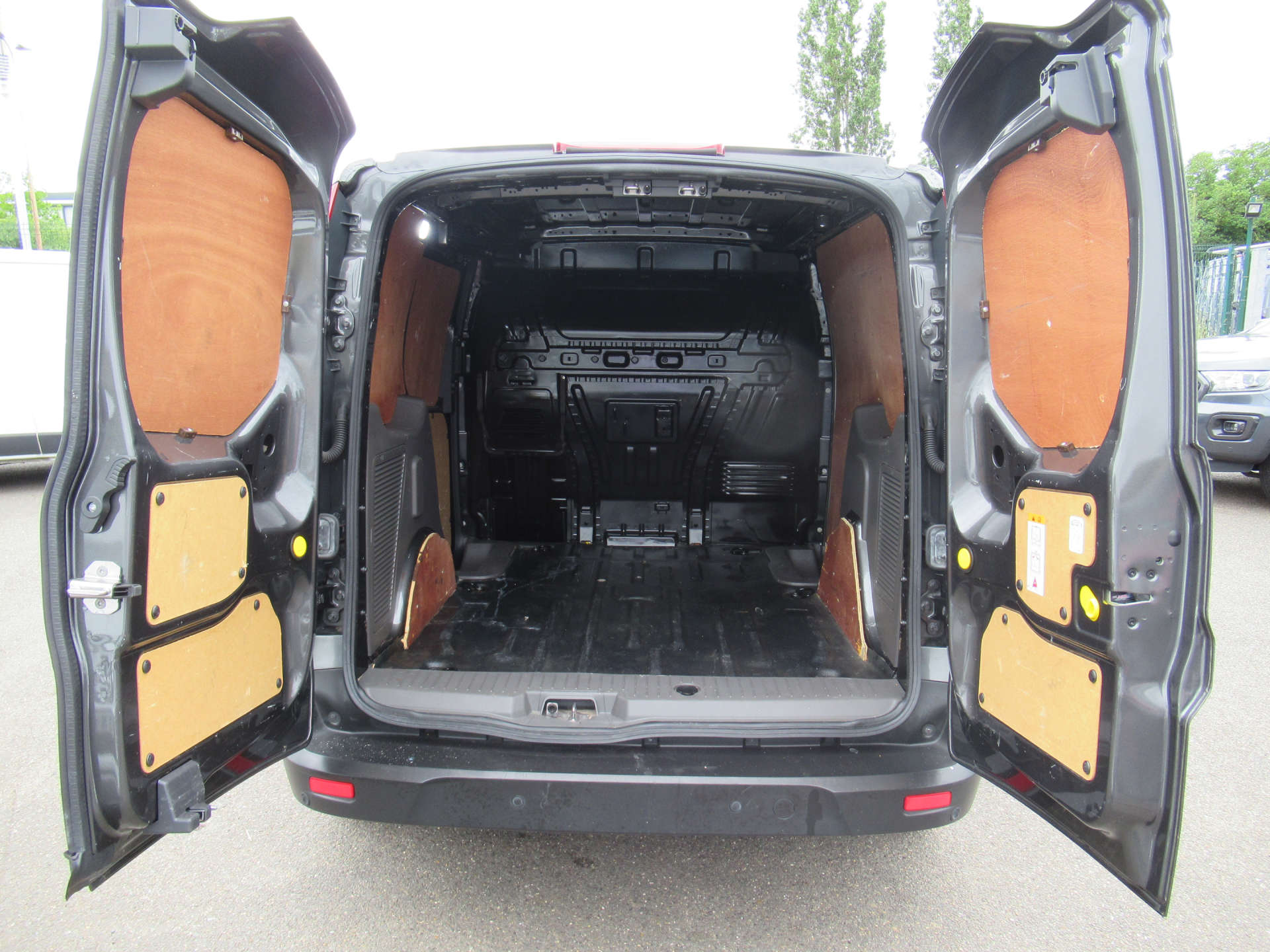 FORD TRANSIT CONNECT 1.5 Transit Connect 200 Limited TDCi #9