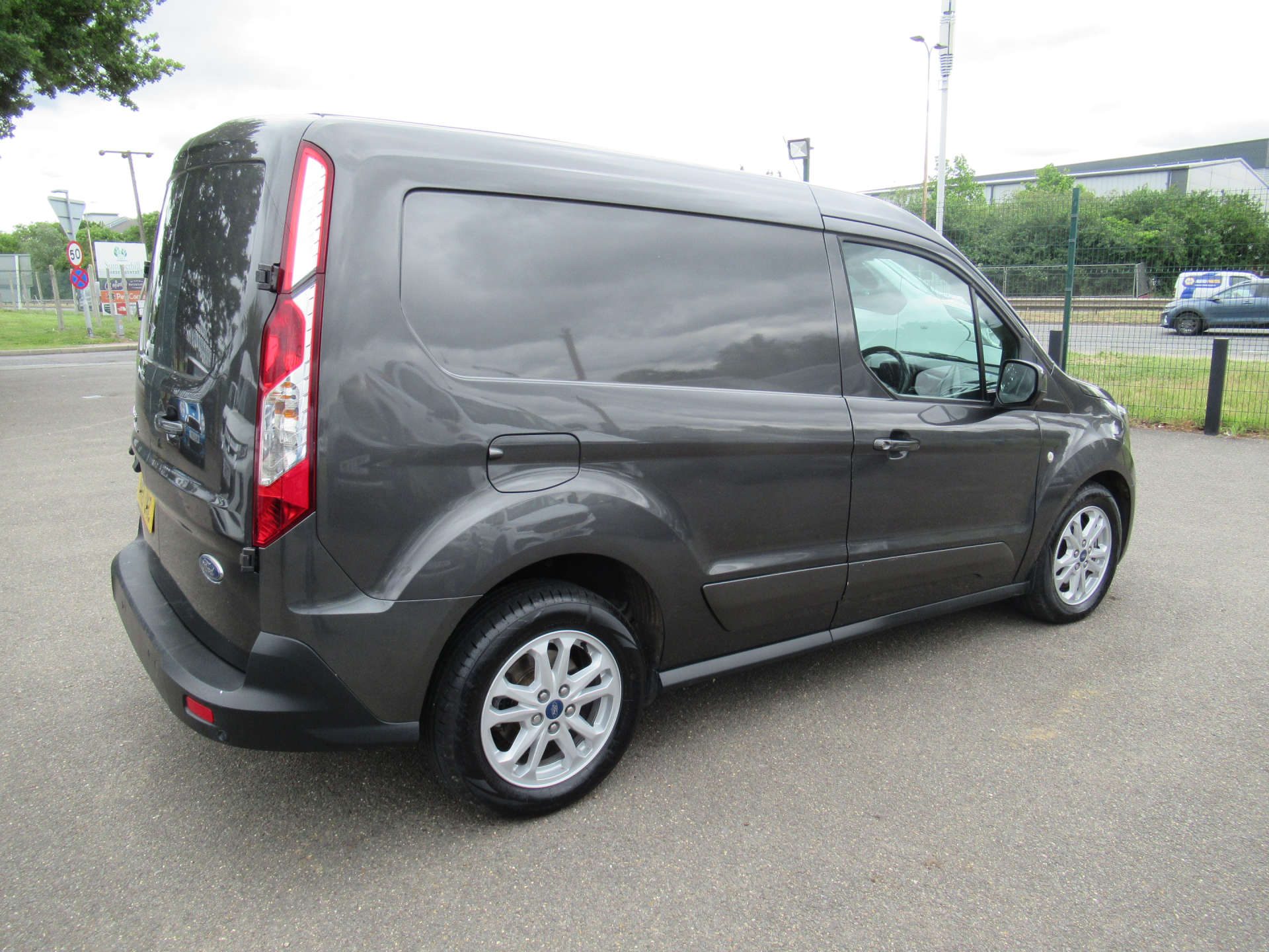 FORD TRANSIT CONNECT 1.5 Transit Connect 200 Limited TDCi #12