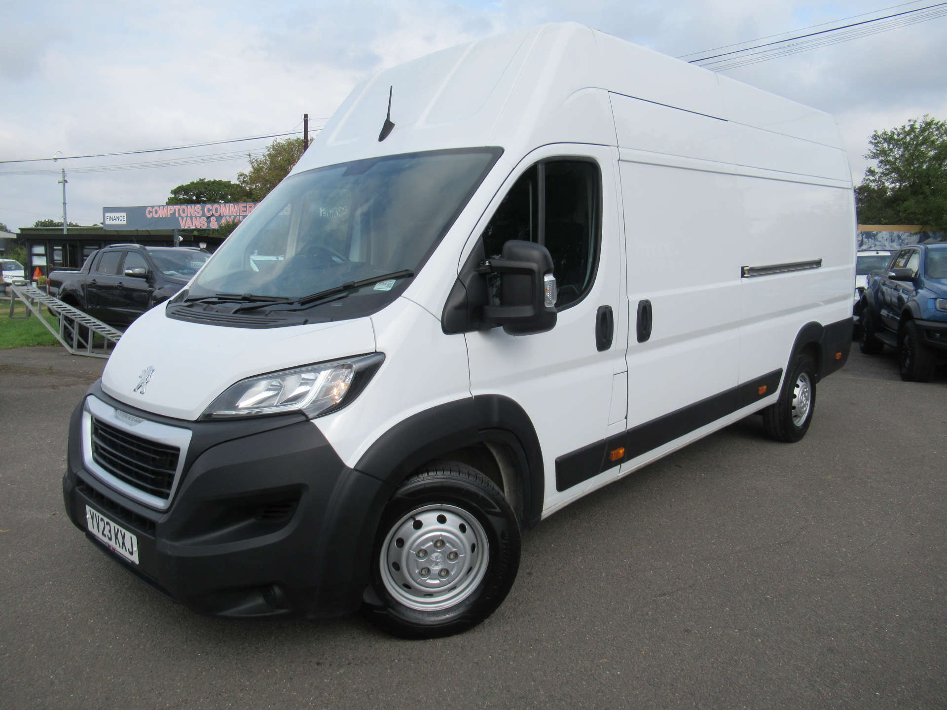 PEUGEOT BOXER 2.2 Boxer 435 Professional Prem+ L4H3 BHDi #0